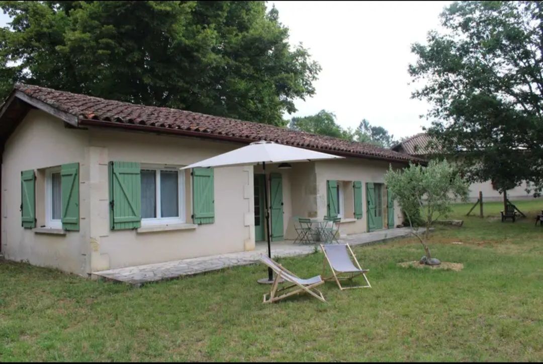 Location Gîte meublée au cœur de la nature (loyer tout inclus)