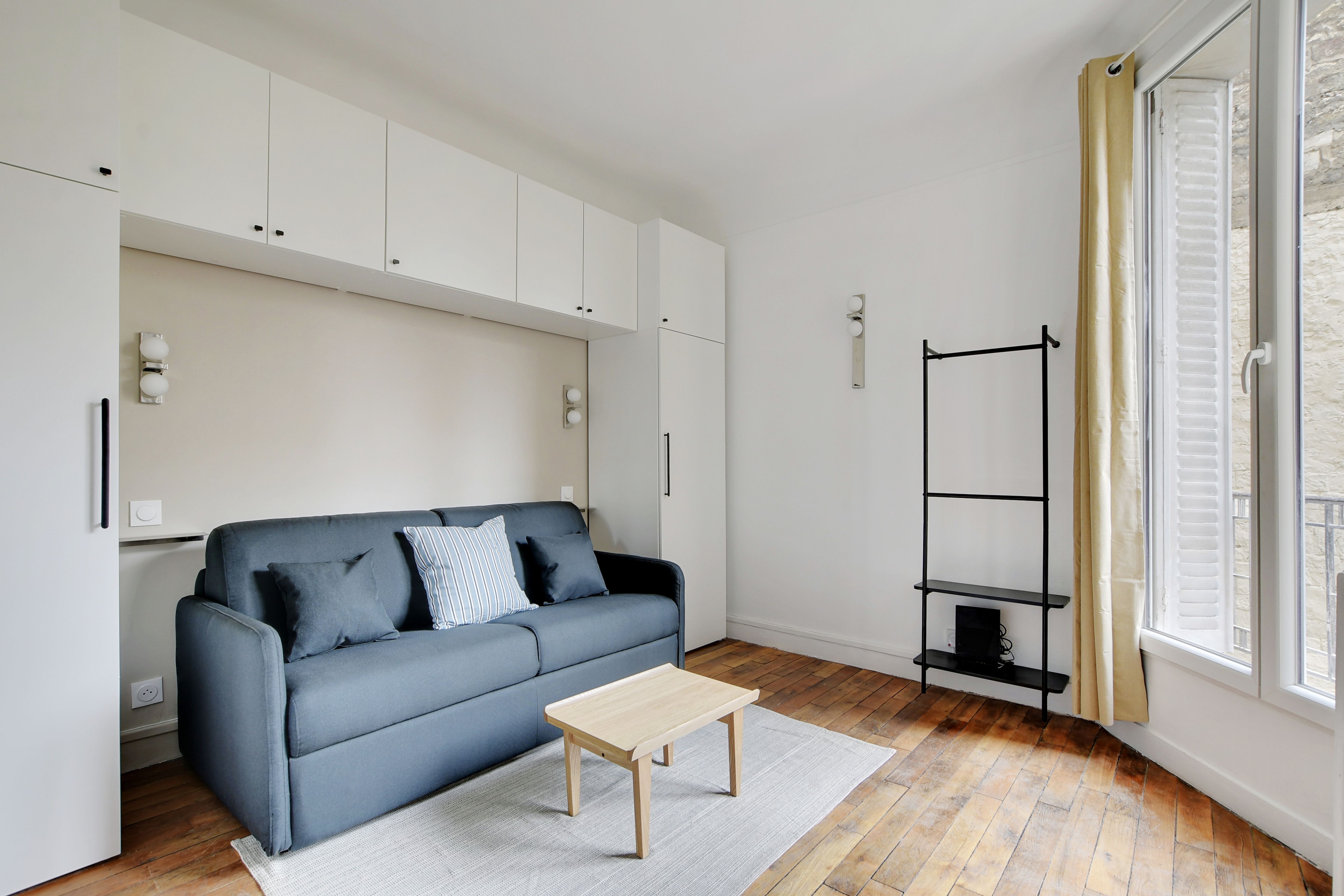 Studio neuf près de Montmartre (loyer tout inclus) Paris