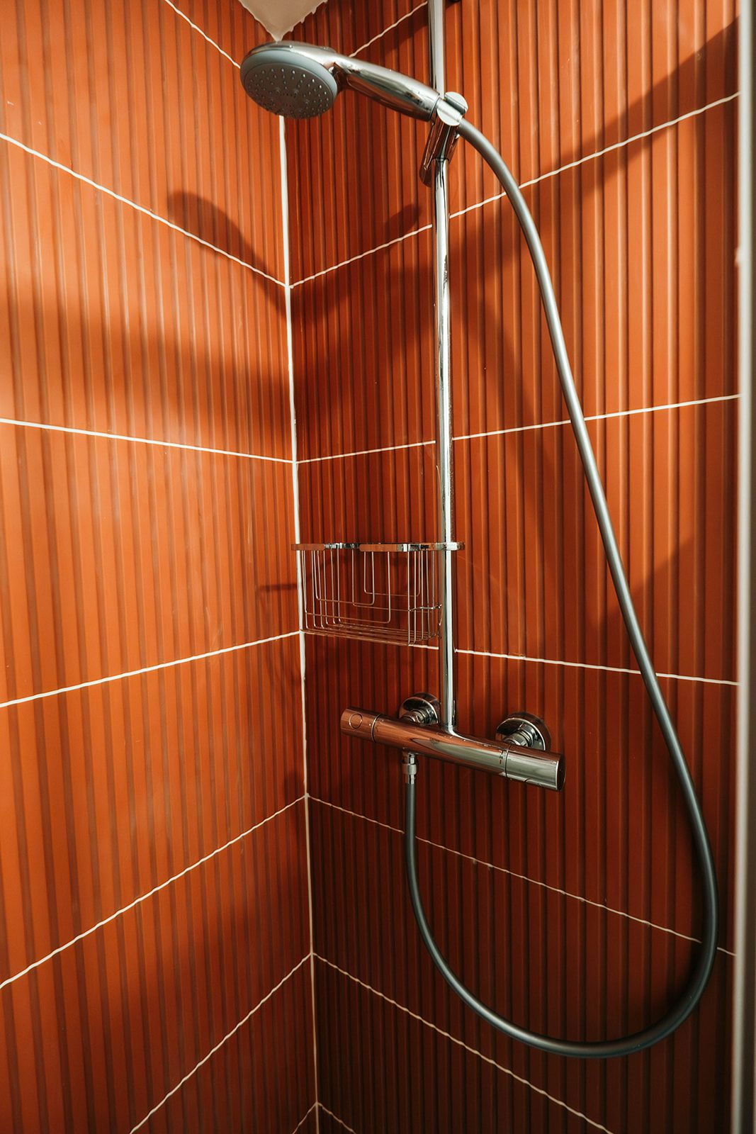 Location ✨ Studio rénové haut de gamme – Oberkampf – Calme absolu sur cour (loyer tout in