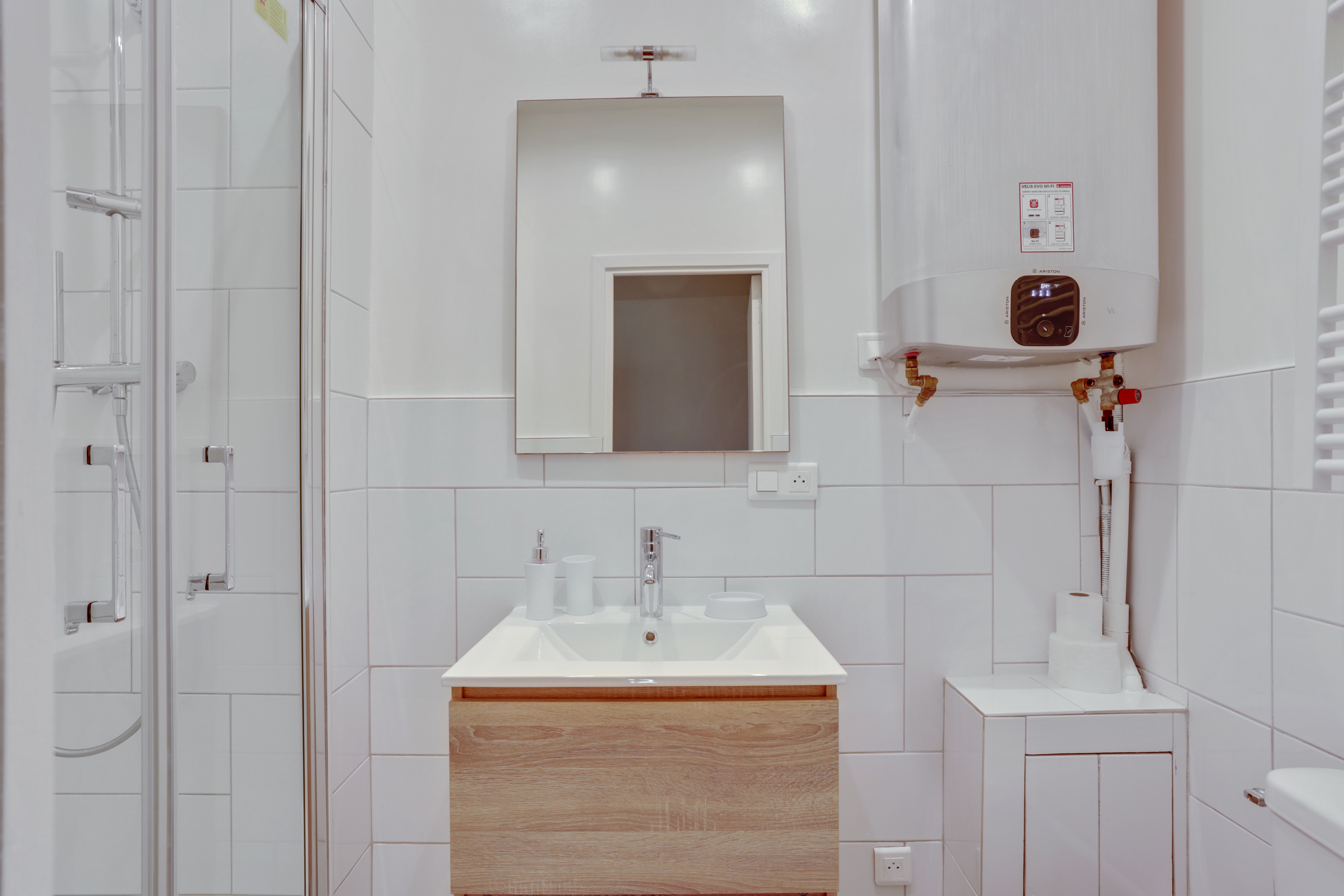 Location Bright Sudio Batignolles (loyer tout inclus)
