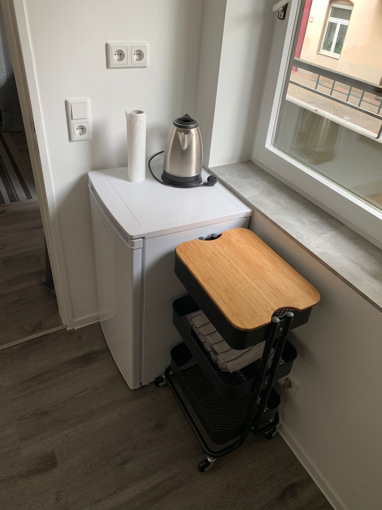 Living directly at Düsseldorf main station with balcony