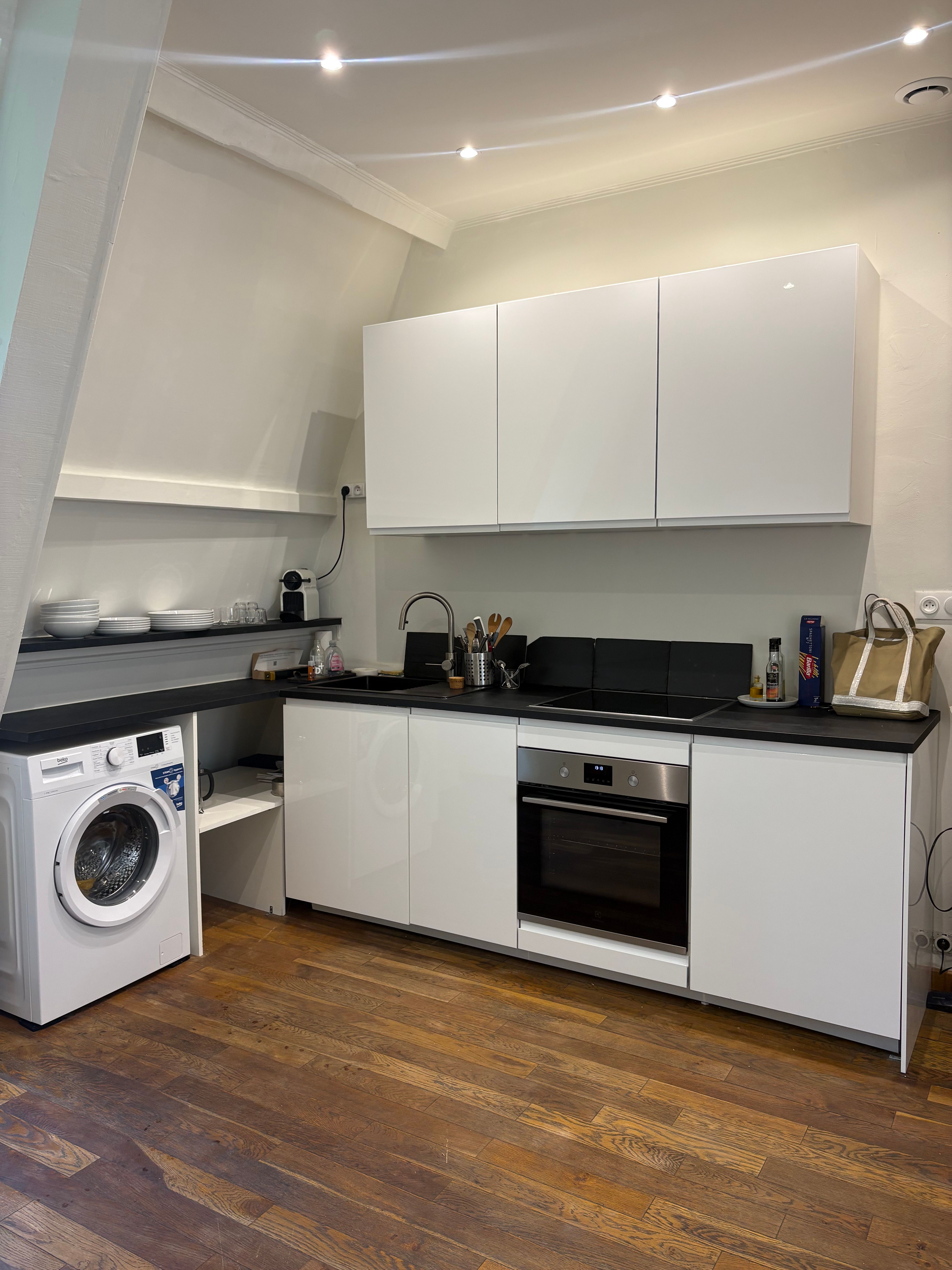 Location Studio – Vue parc de la Tête d'Or Belges– Lyon 6e (loyer tout inclus)