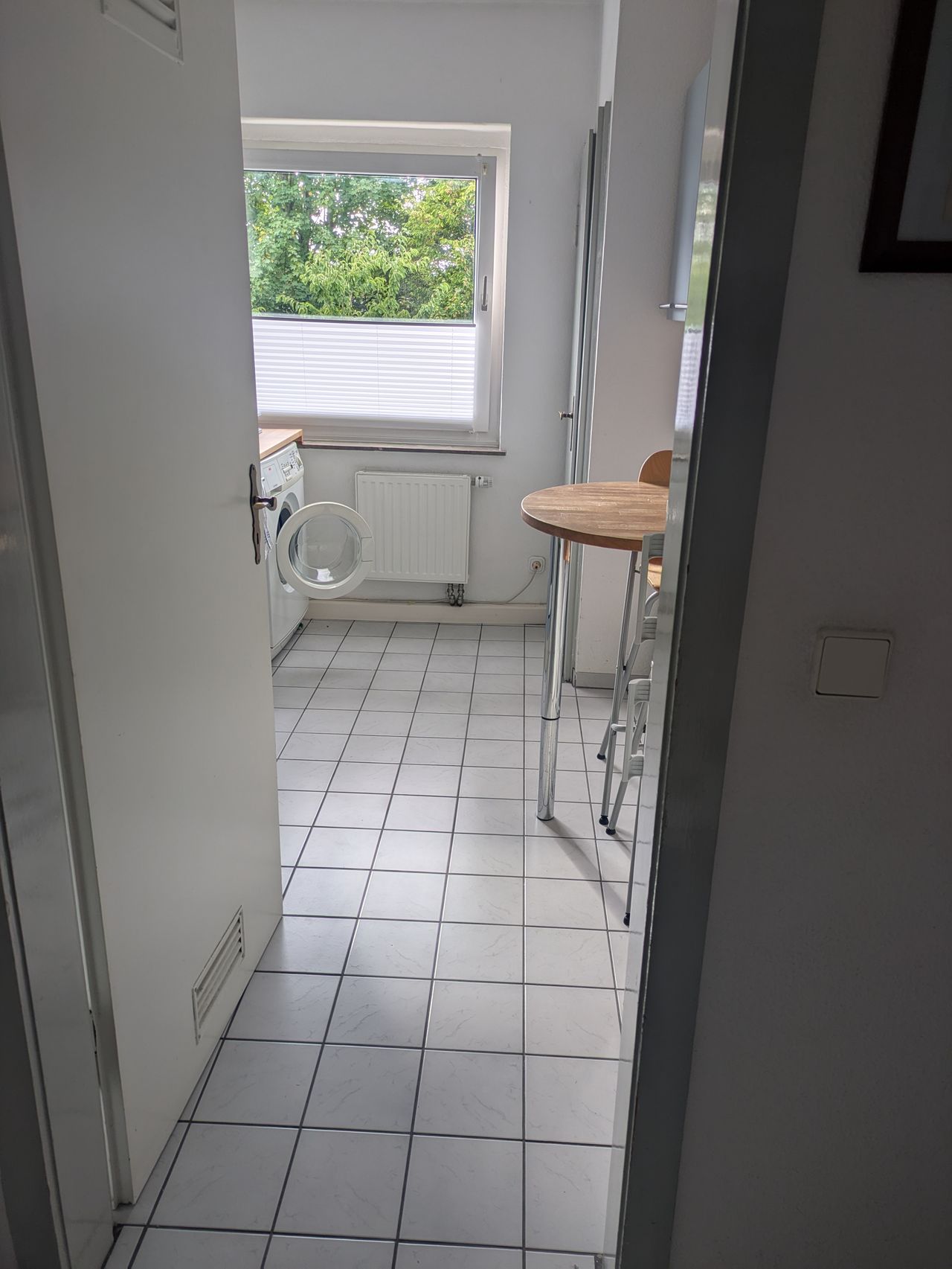 Welcome Home: Great appartement with balcony located in Porz