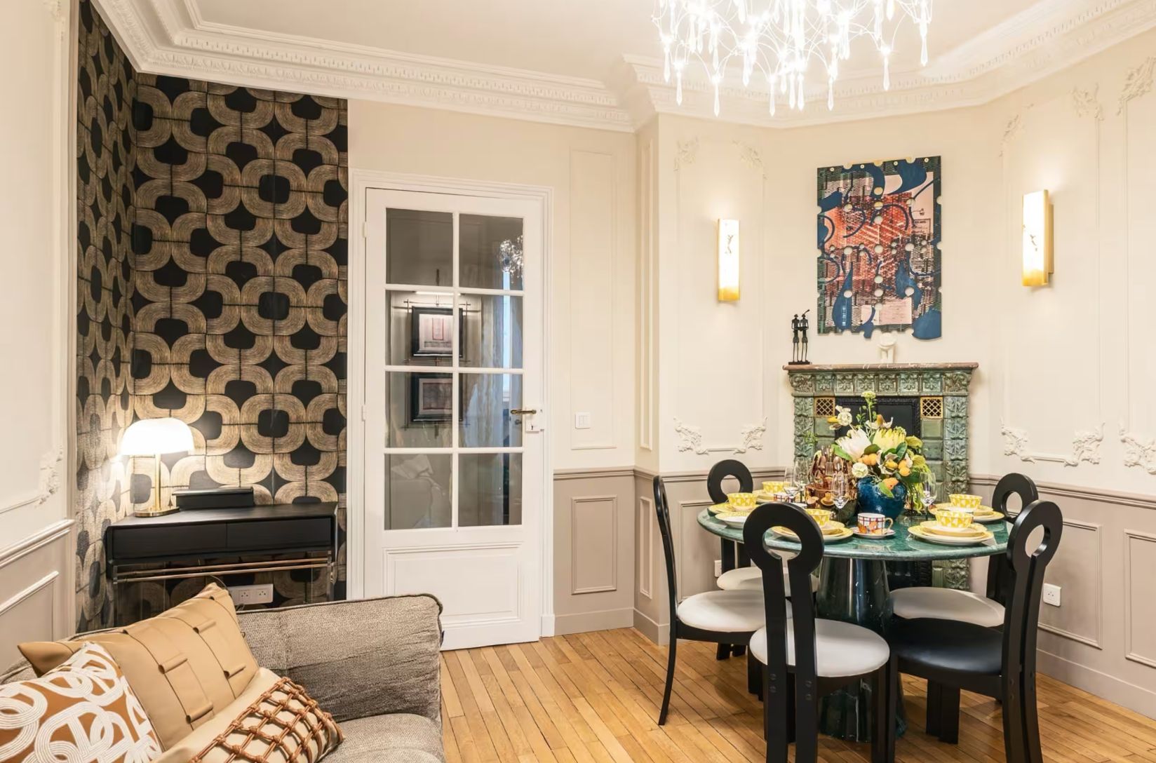 Location Appartement Haussmannien de 4 pièces – 3 Chambres, Paris 15ème (loyer tout inclu