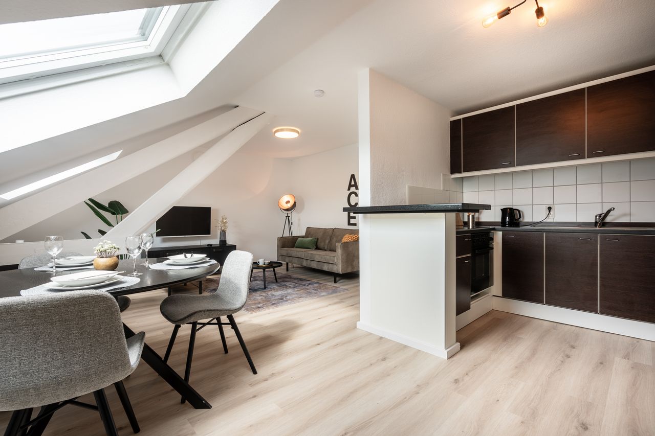 Karl's refuge: quiet and yet in the middle of life! fully equipped, perfectly connected, arrive relaxed and live superbly.