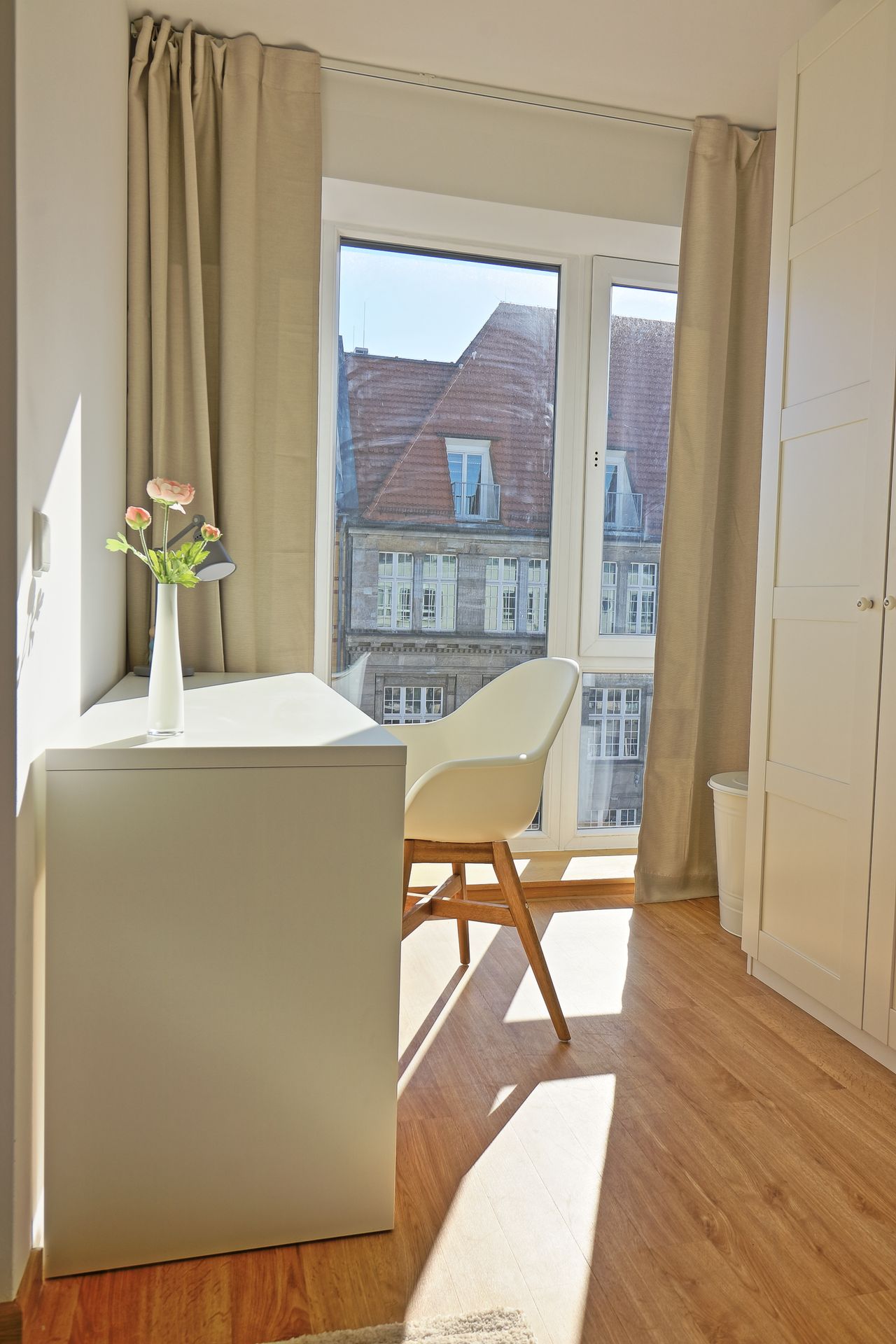 Furnished 3-room with a view over Berlin