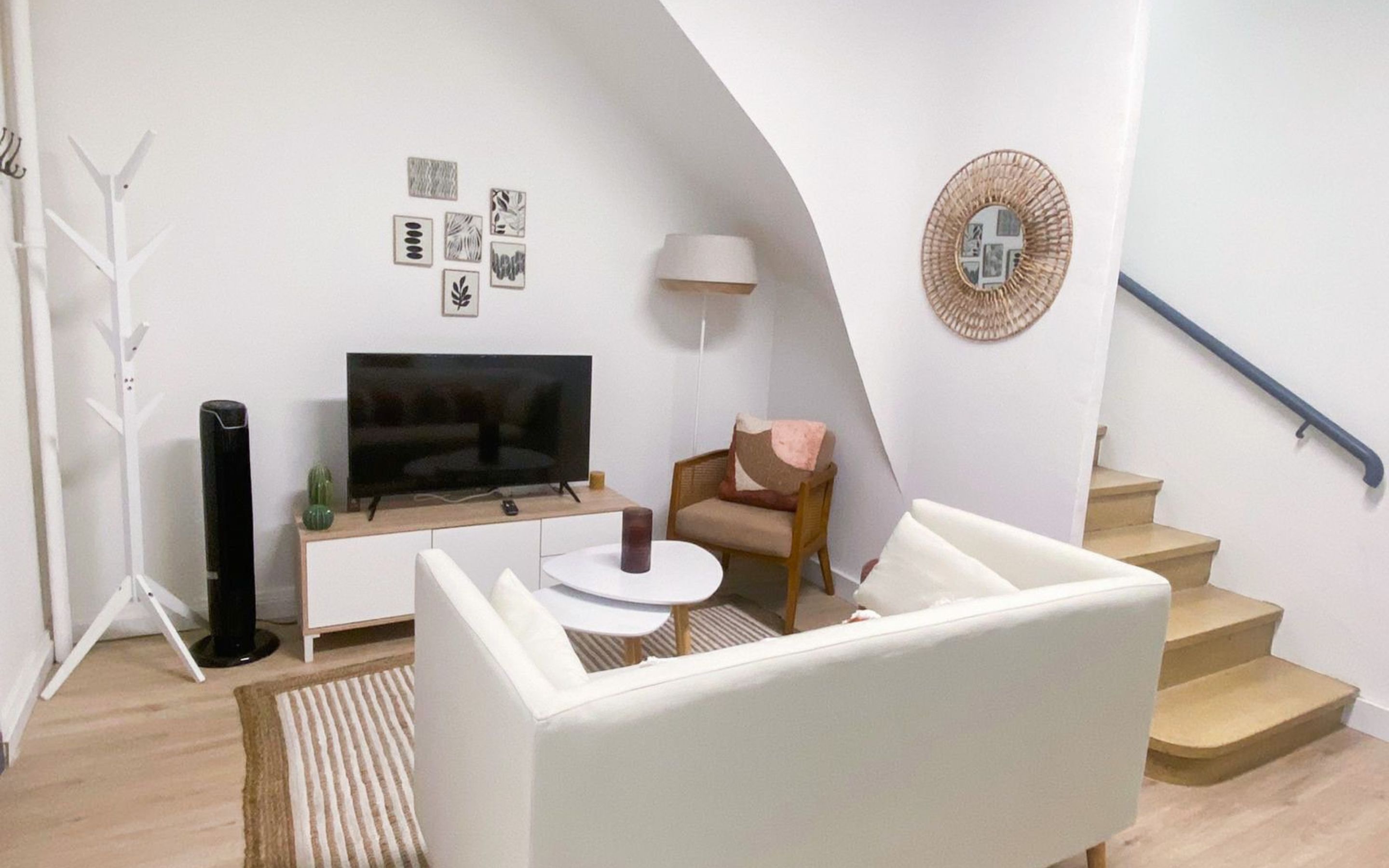 Location 'Le Cocon' Joli duplex 5mn du Vieux Port (loyer tout inclus)
