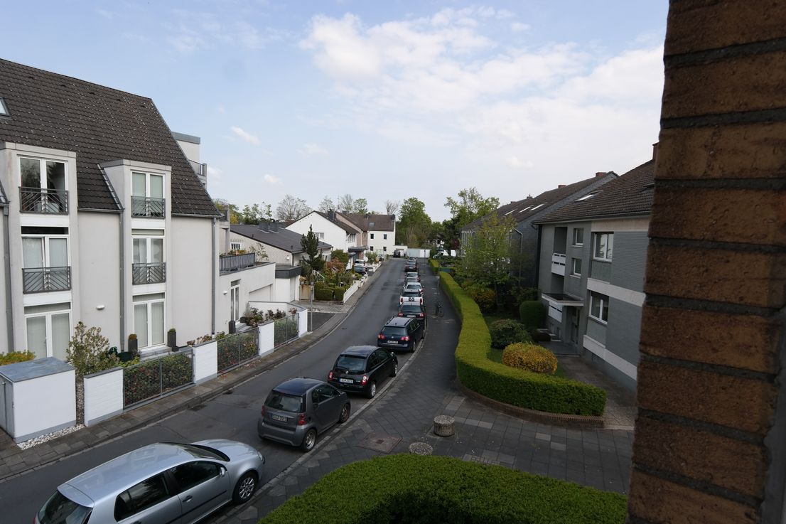 furnished bright apartment with balcony