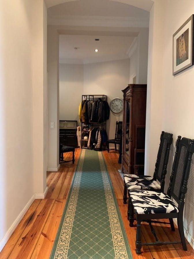 2.5 rooms of a 3 room furnished apartment for sublet (May 23-Jun 22)