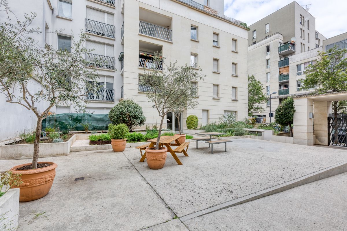 Location 📍 Superbe Appartement 80 m² avec Grand Balcon – La Plaine Saint-Denis (loyer tou
