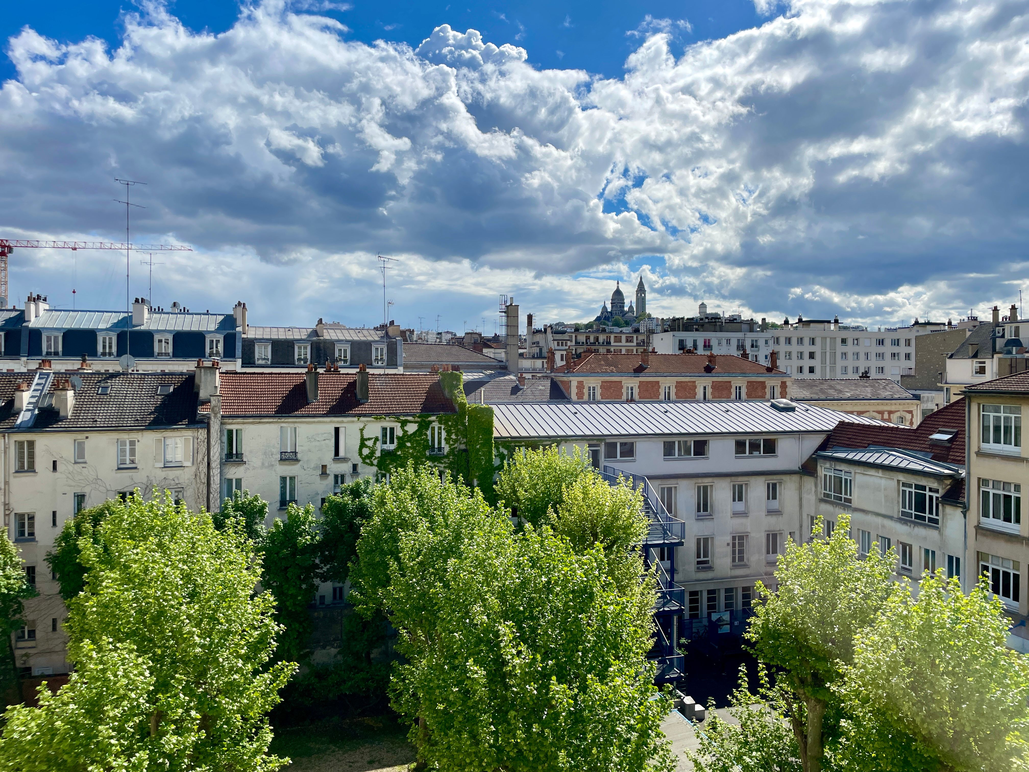 Location Spacious and Comfortable 3-Room Apartment (loyer tout inclus)