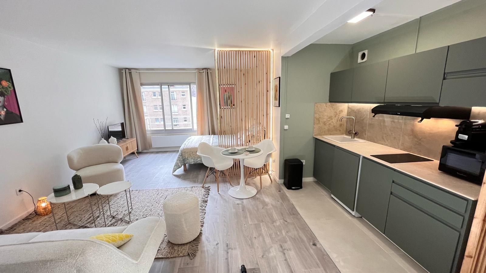 Spacieux studio meublé haut de gamme avec coin nuit - Résidence calme et sécurisée avec Espace bien être, sport et restaurant (loyer tout inclus) Paris