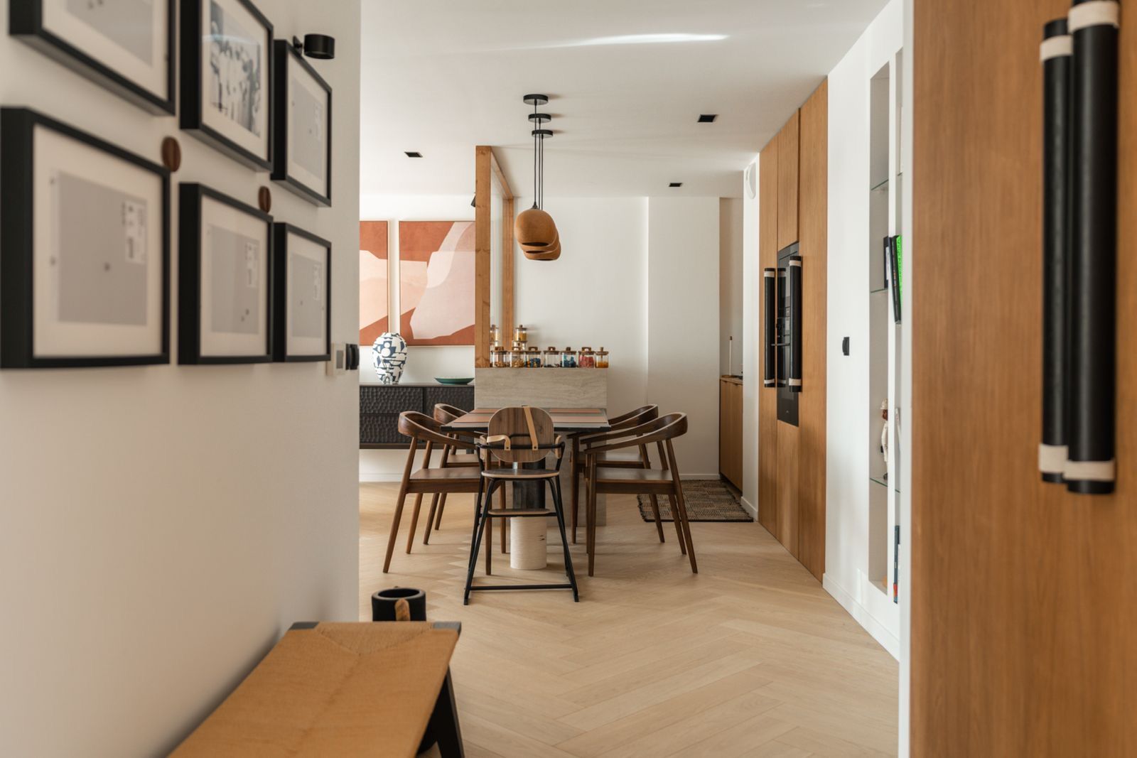 Location Appartement haut standing décoré par architecte – Élégance et confort à deux pas