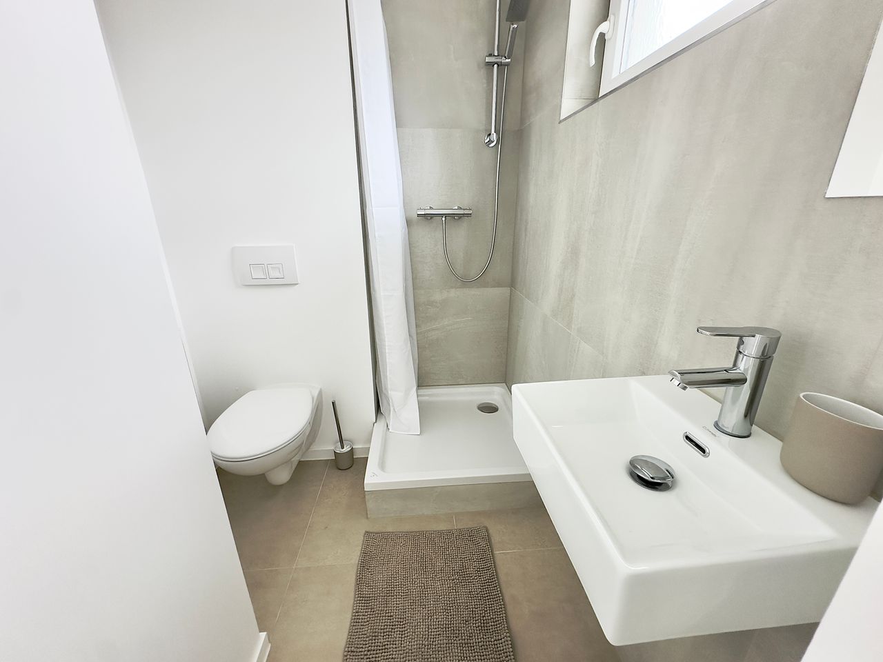 New and furnished Studio in the City Center