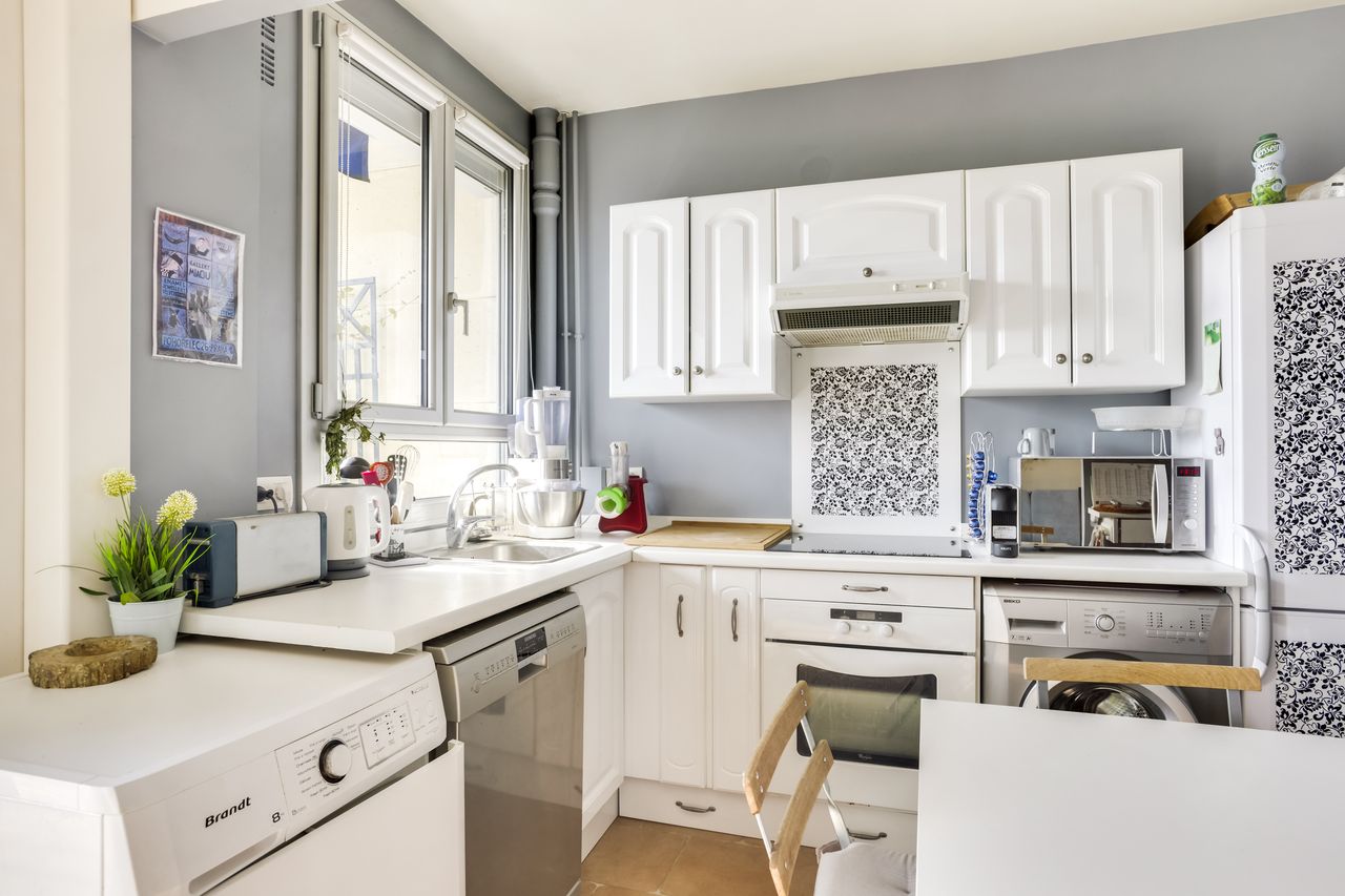 Air-conditioned apartment with terrace