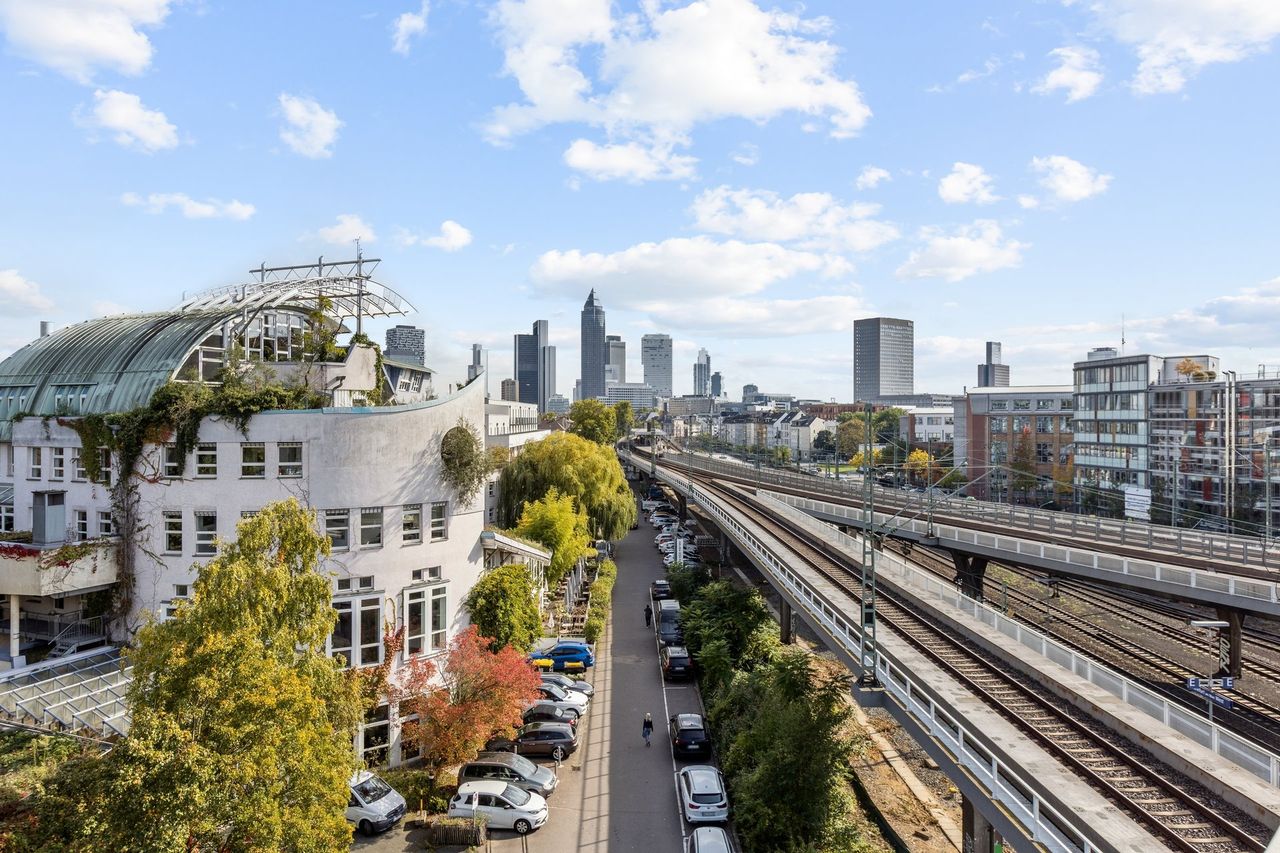 Fully furnished apartment with access to modern communal areas