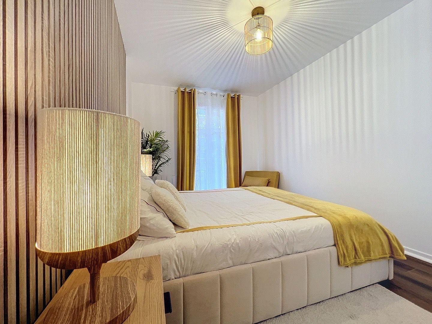 Location New renovated apartment just 1 min from train station RER Val D’Europe , free pa