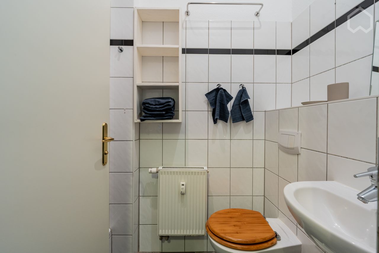 Charming 2 rooms and a terrace in Friedrichschain (Samariterkietz)