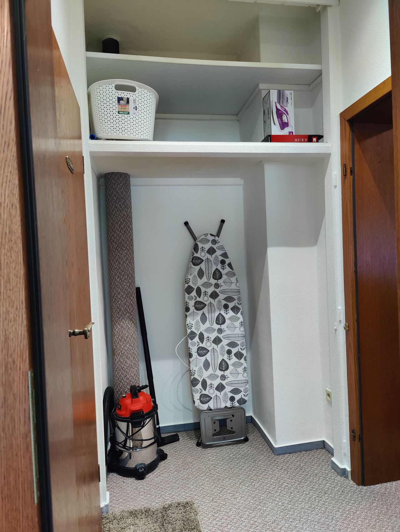 Fully Furnished shared room for one in a newly furnished flat.
