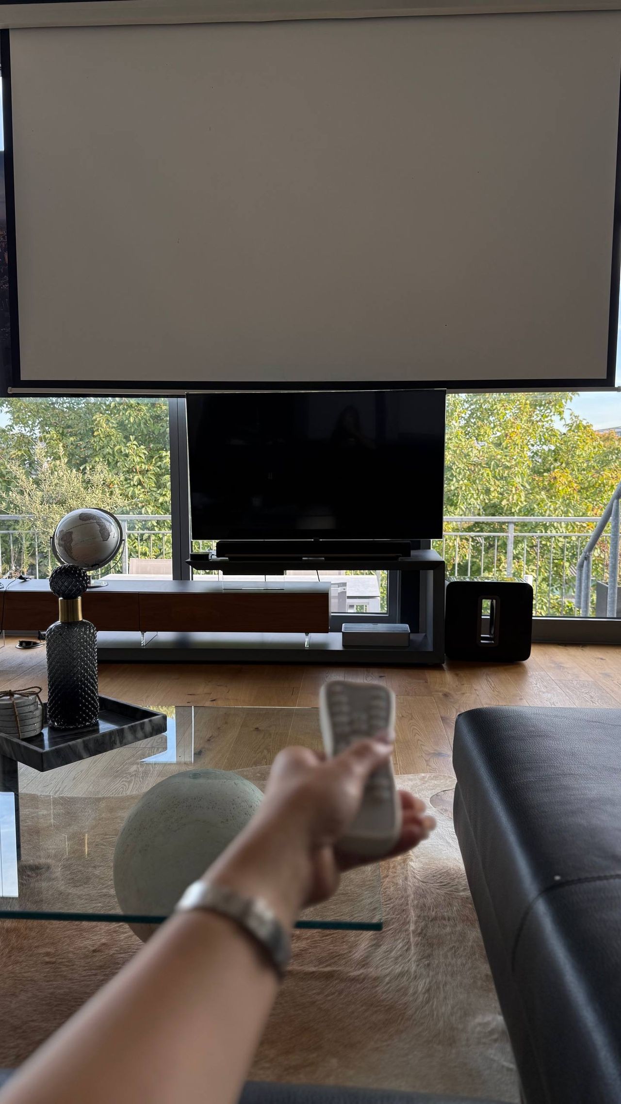 Exclusive, fully furnished 3-room penthouse in Cologne-Efferen - just 15 minutes from the city center