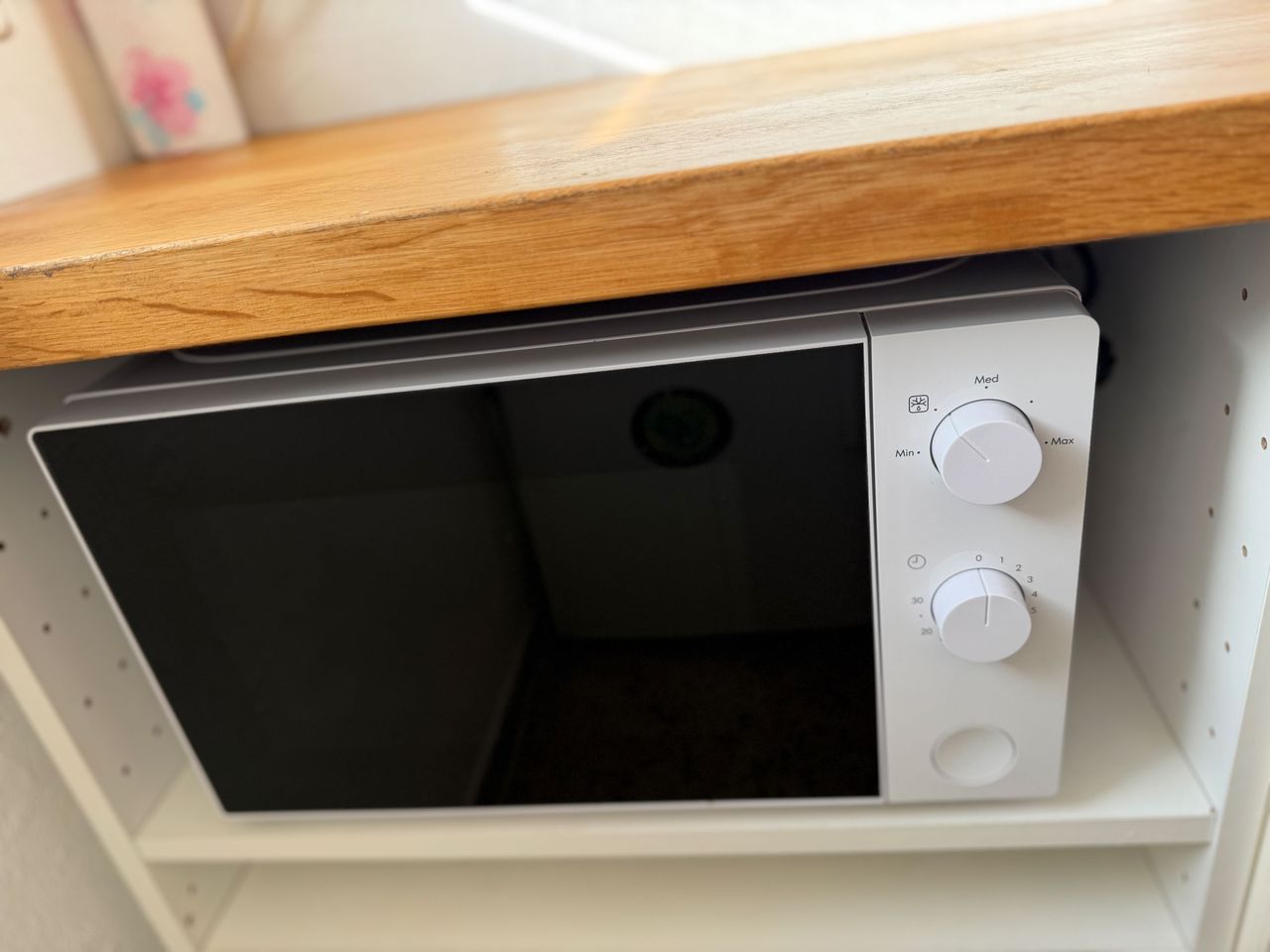 Modern, sunny 2-Room Flat in Berlin-Mitte with Balcony