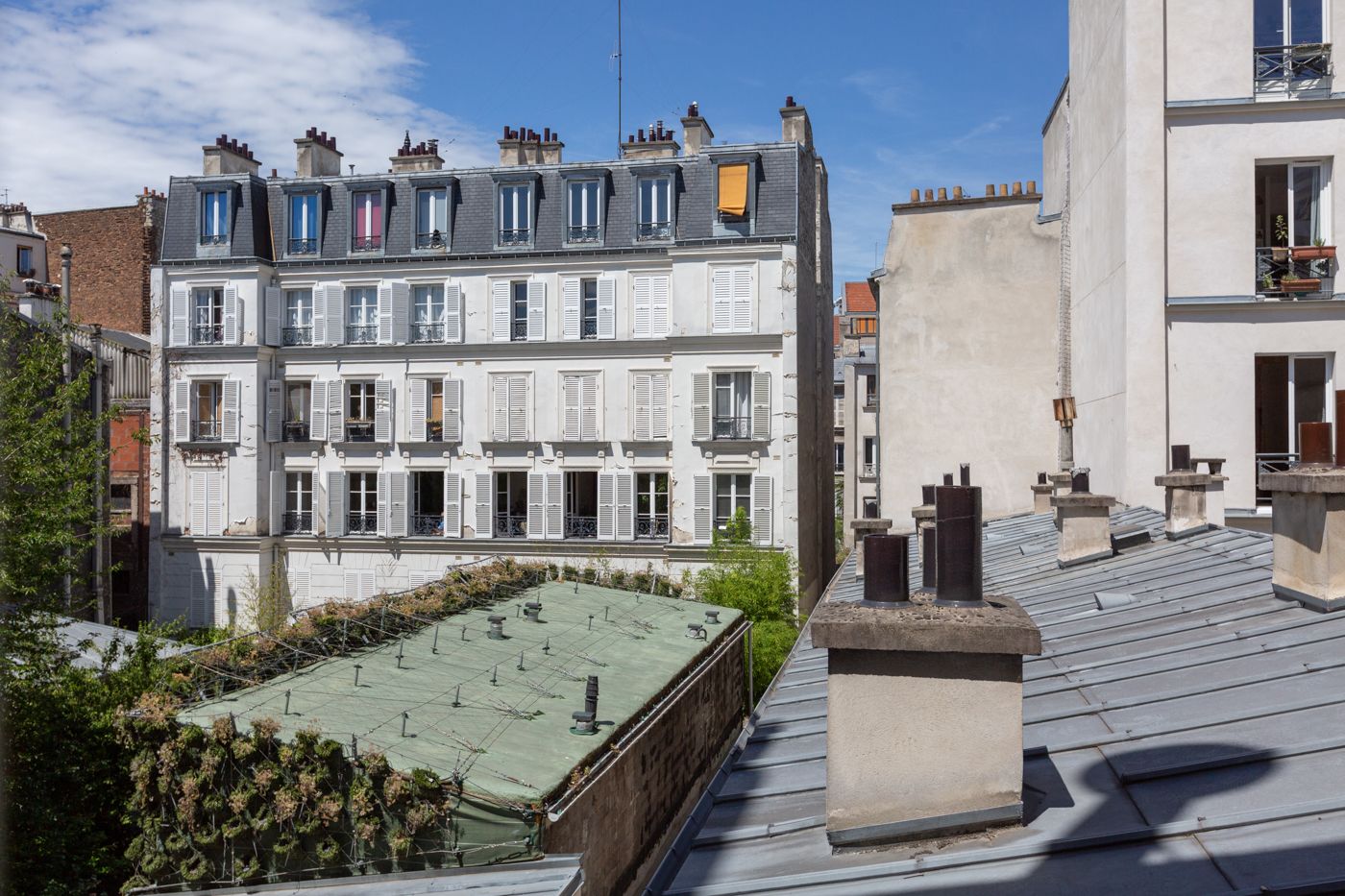 Location Paris 19e – rue de Belleville – Studio lumineux rénové (loyer tout inclus)