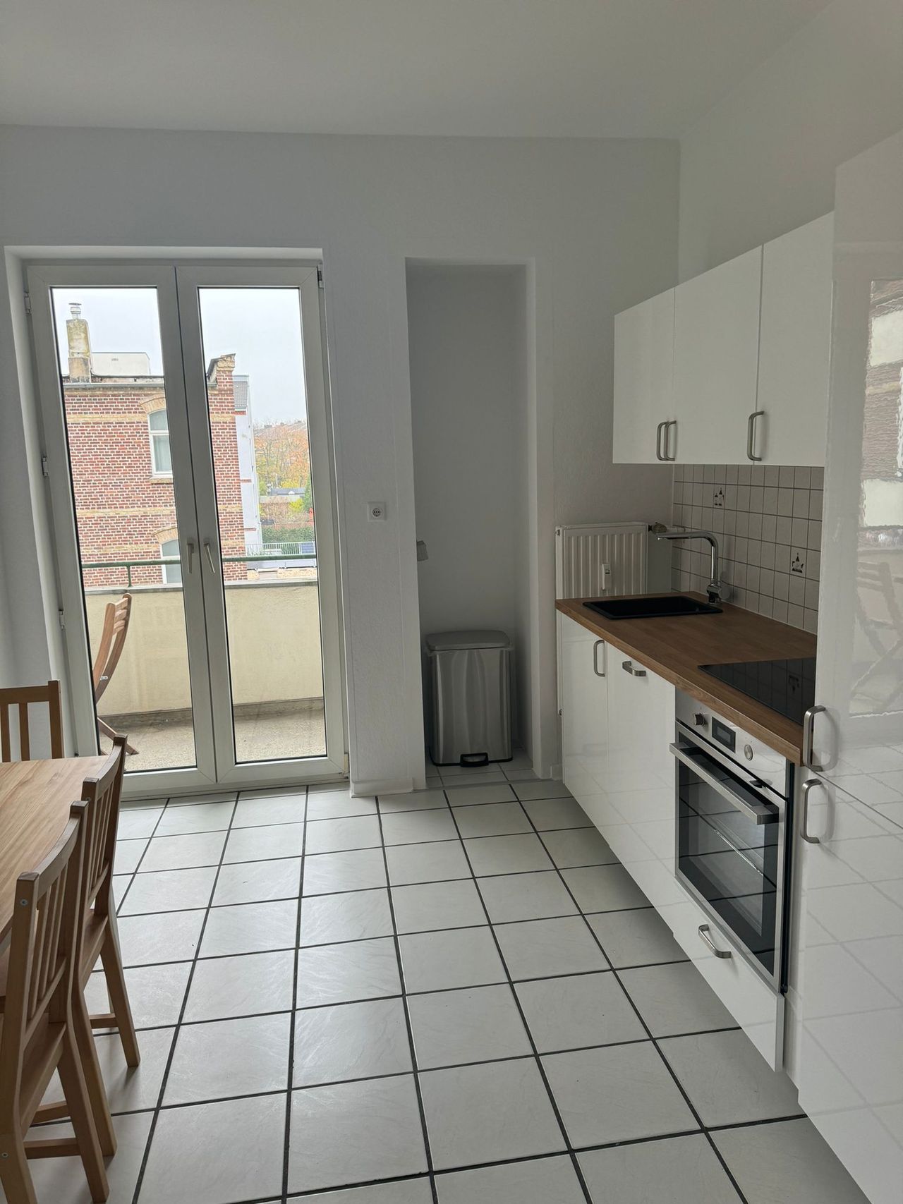 Quiet and spacious loft in Düsseldorf