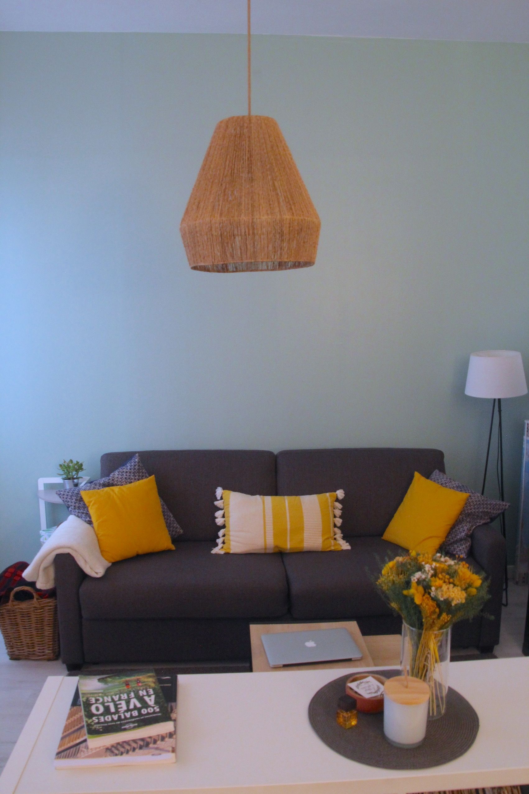 Location Duplex élégant à 10 min de l'Arc de Triomphe avec 1 chambre, parquet & belle hau
