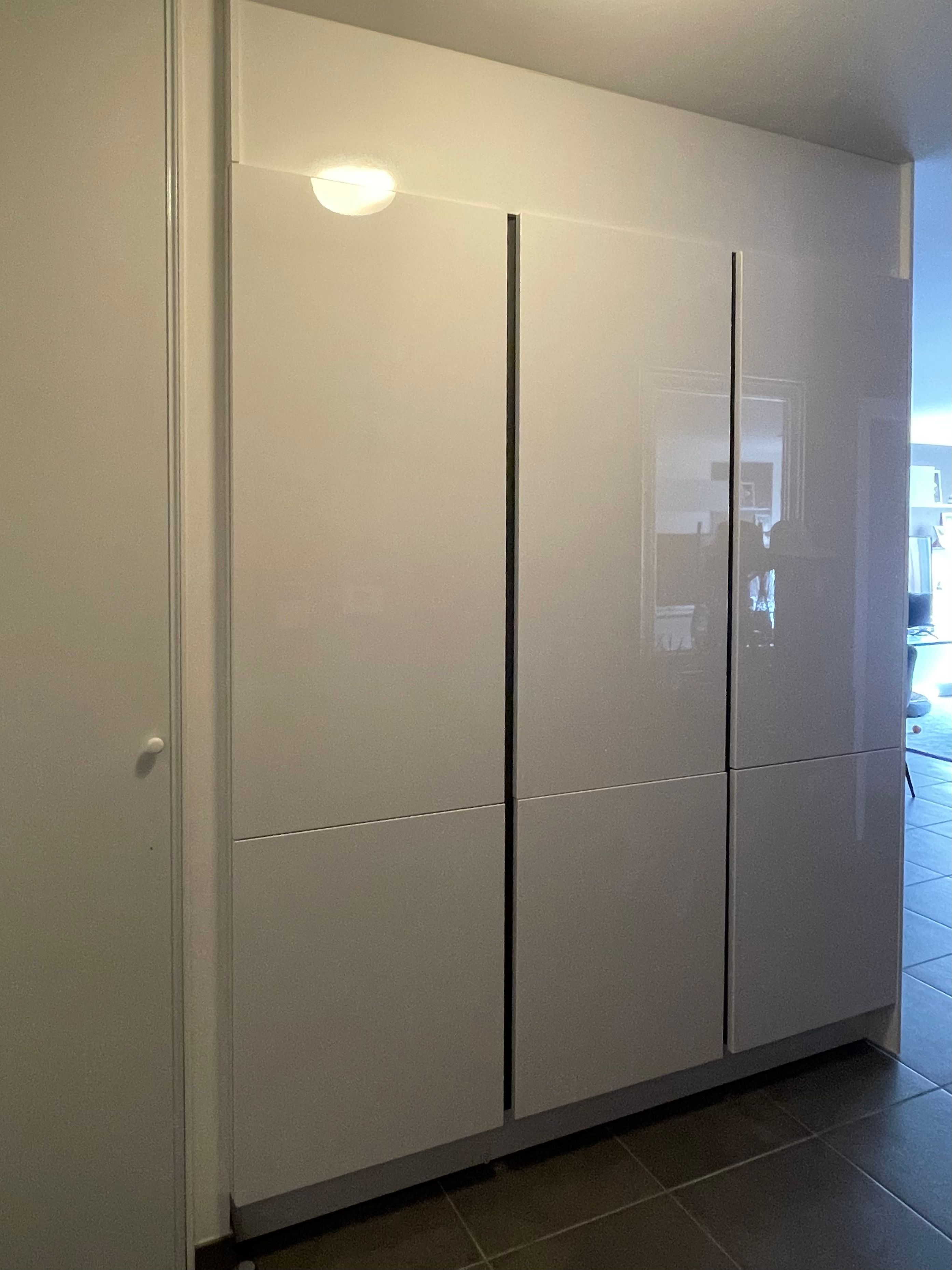 Location Spacieux appartement meublé de 3 chambres avec terrasse, jardin privé et 2 place