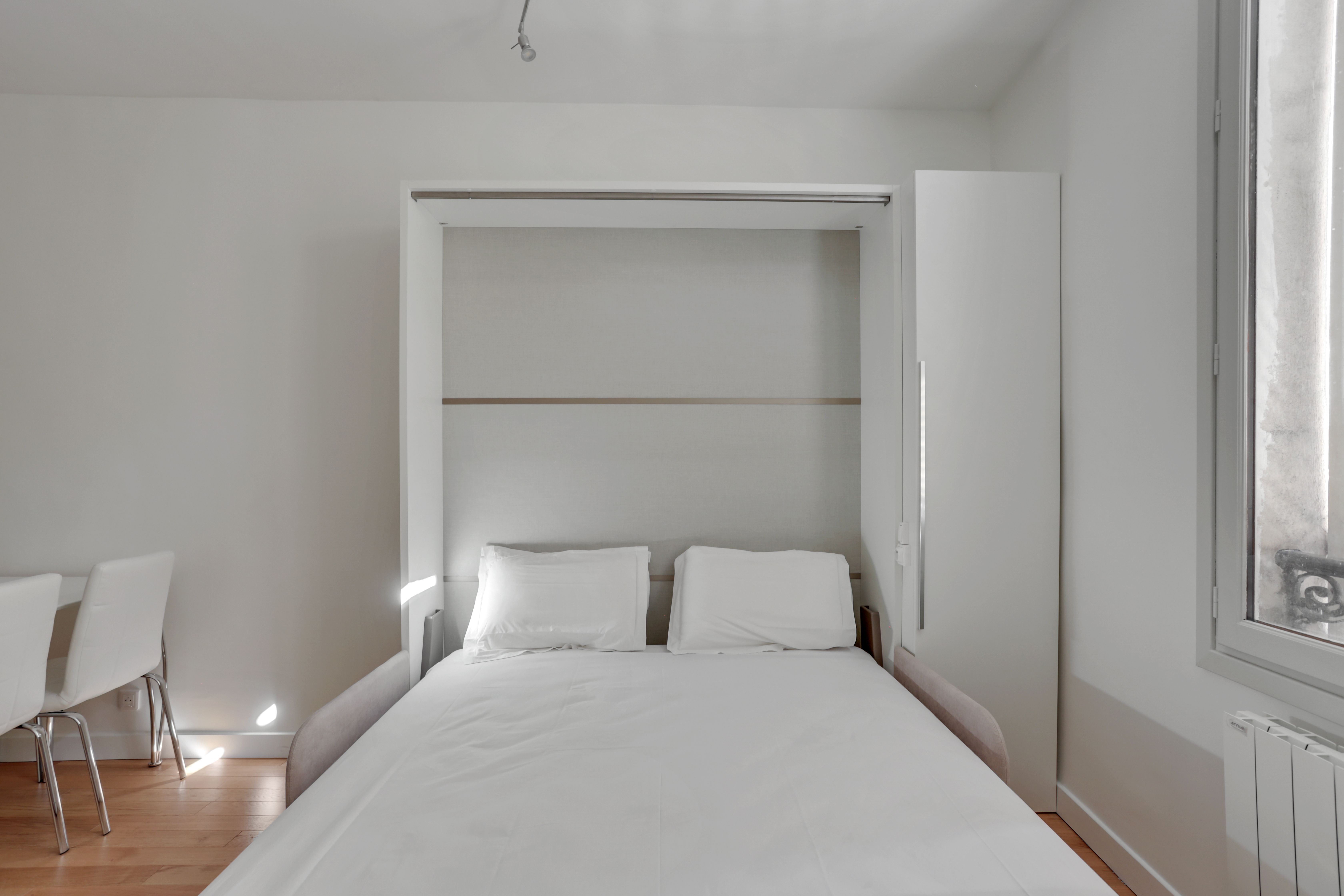 Location Bright Sudio Batignolles (loyer tout inclus)