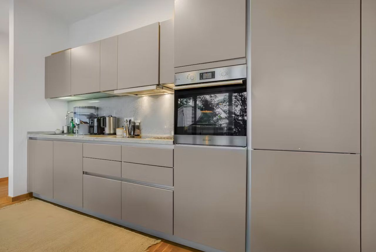 Modern, bright flat (Friedrichshain)