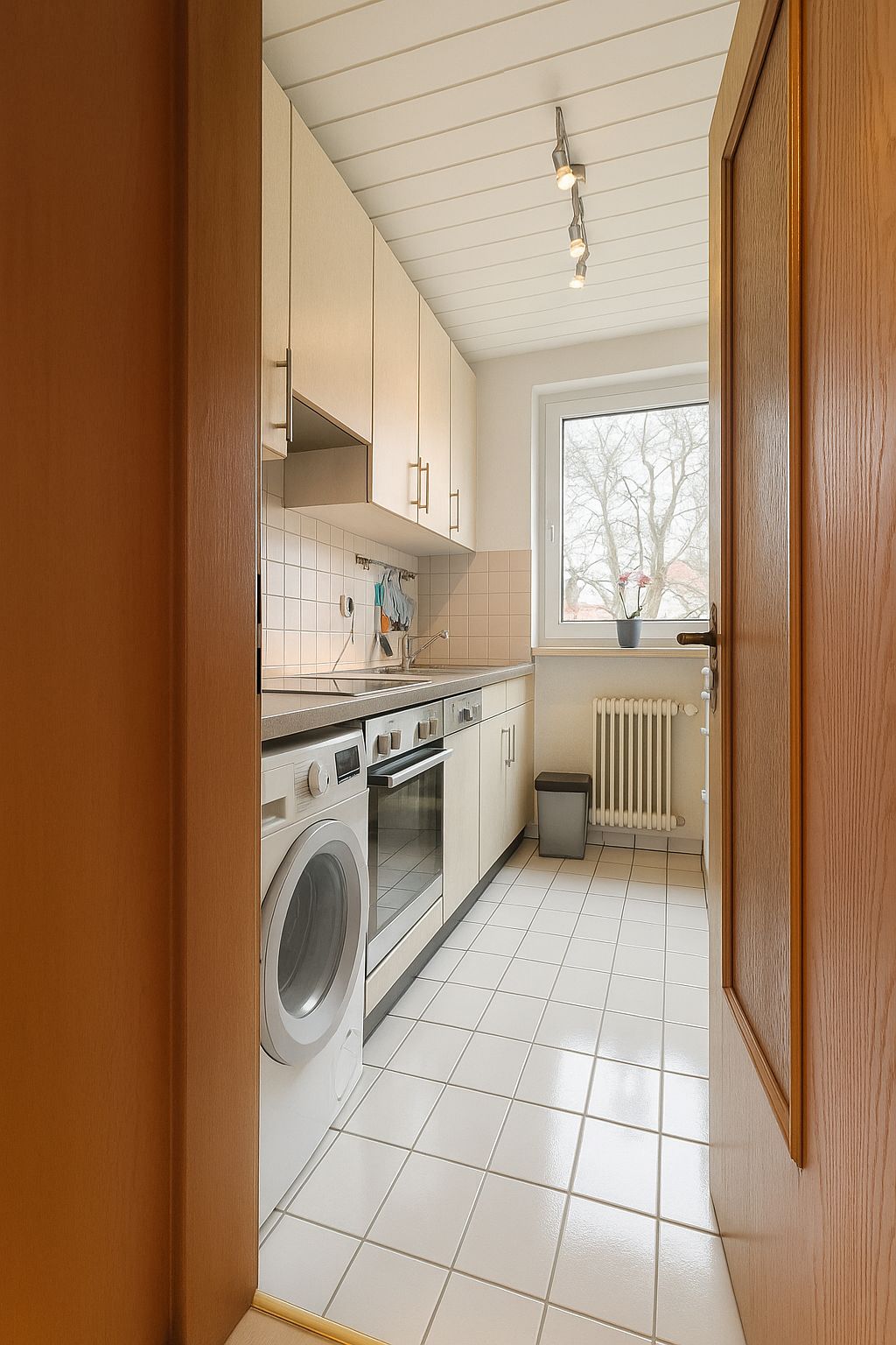 Bright 3-Room Apartment – 100 sqm, Furnished & Ready to Move In!