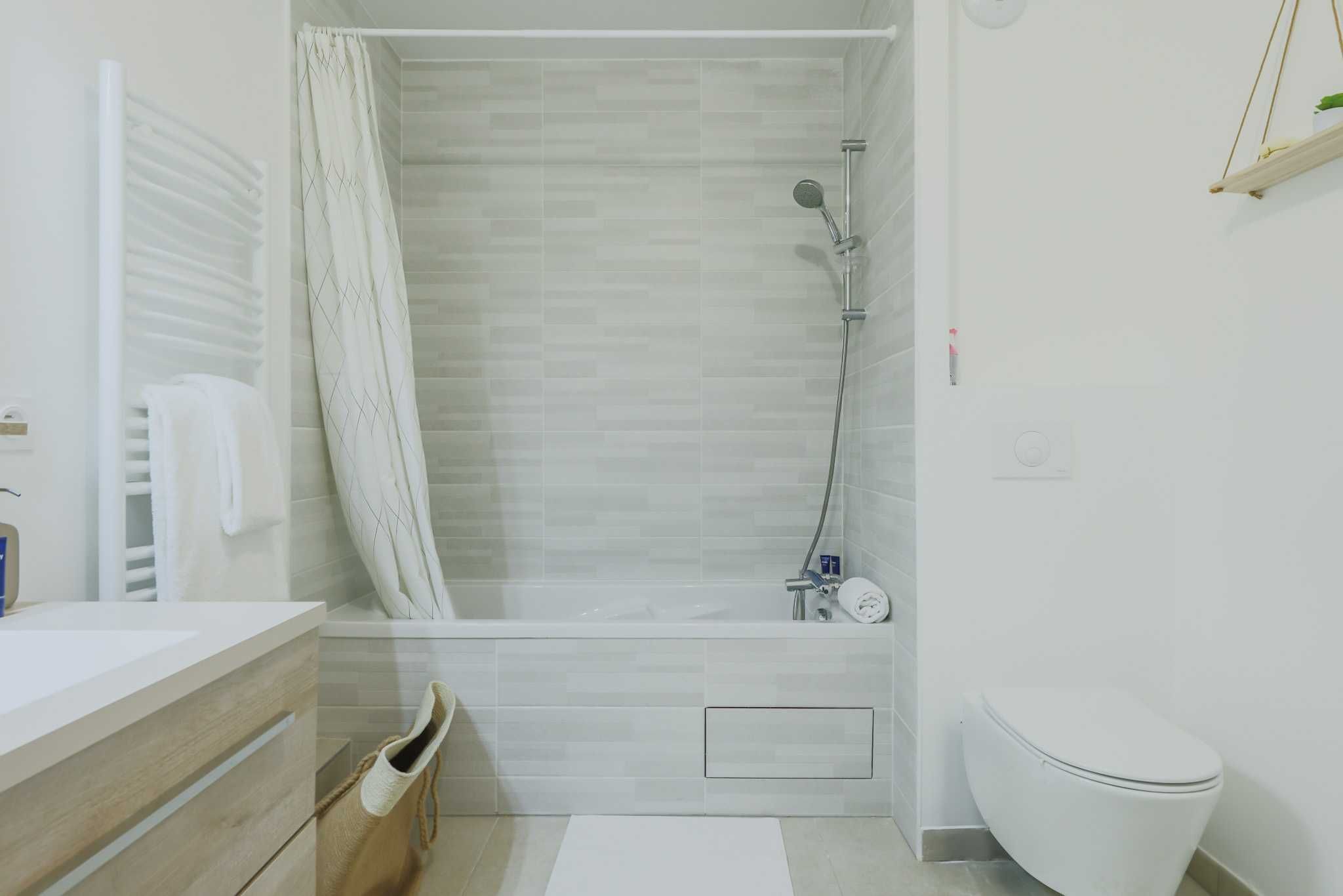 Location Le Coleman - Moderne, Balcon, au pied du métro 7 (loyer tout inclus)