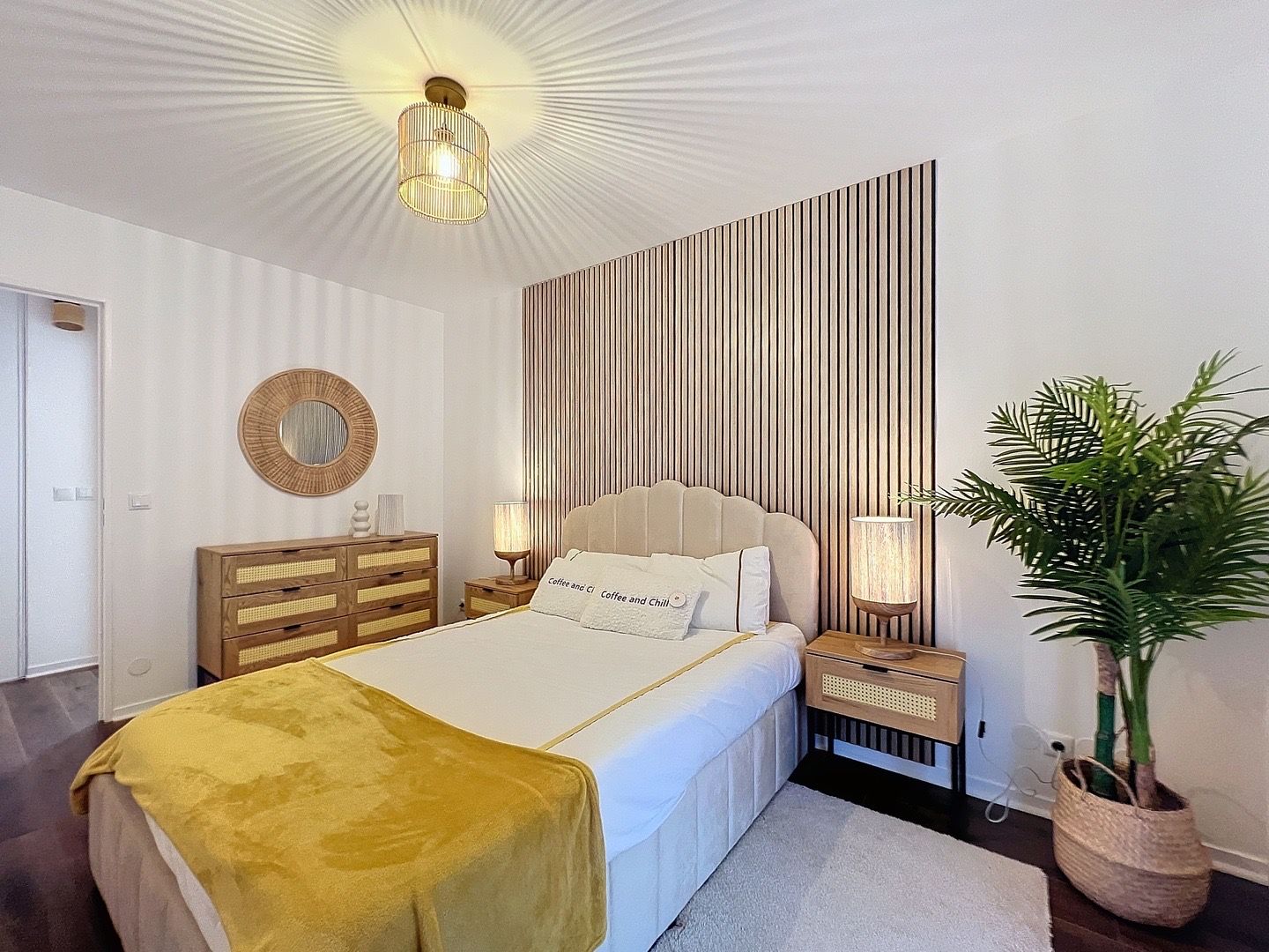 Location New renovated apartment just 1 min from train station RER Val D’Europe , free pa