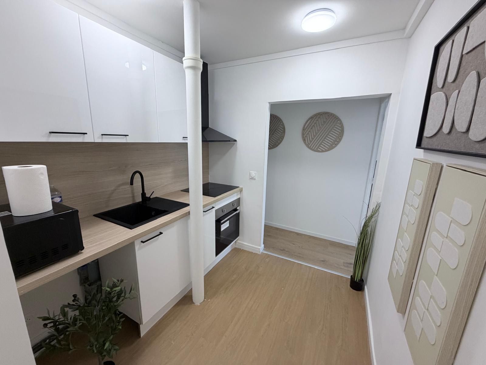Chambre privée en colocation dans un magnifique appartement de 59m² dans un quartier recherché (loyer tout inclus) Épinay-sur-Seine