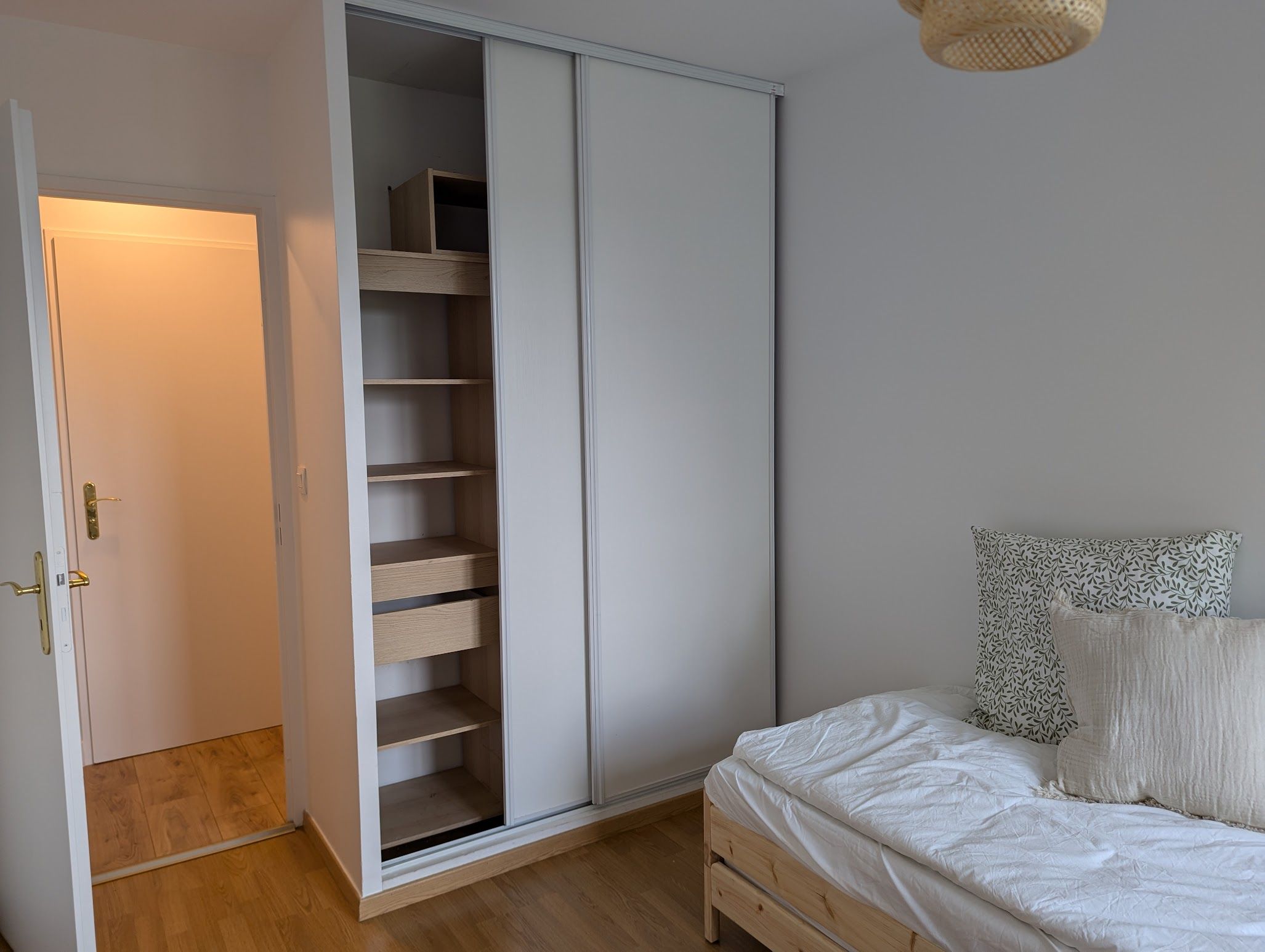 Location Appartement parfait à proximité de Paris (20 minutes gare de lyon) (loyer tout i
