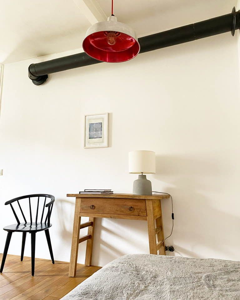 Zimmer in Hinterhaus-Maisonette mit Balkon