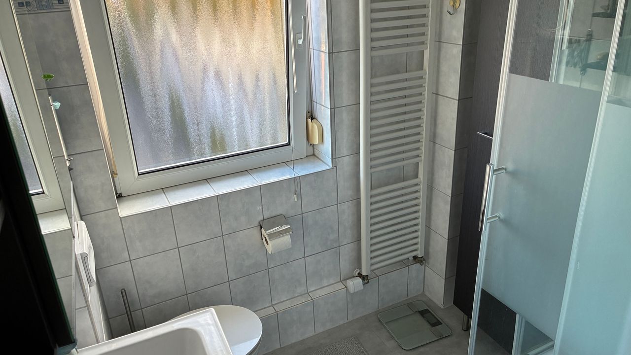 Gemütliches 104qm RMH in Köln-Lind (51147) mit Kamin & Garten | ALL-INCLUSIVE Warmmiete | Zwischenmiete Jan-März 2026