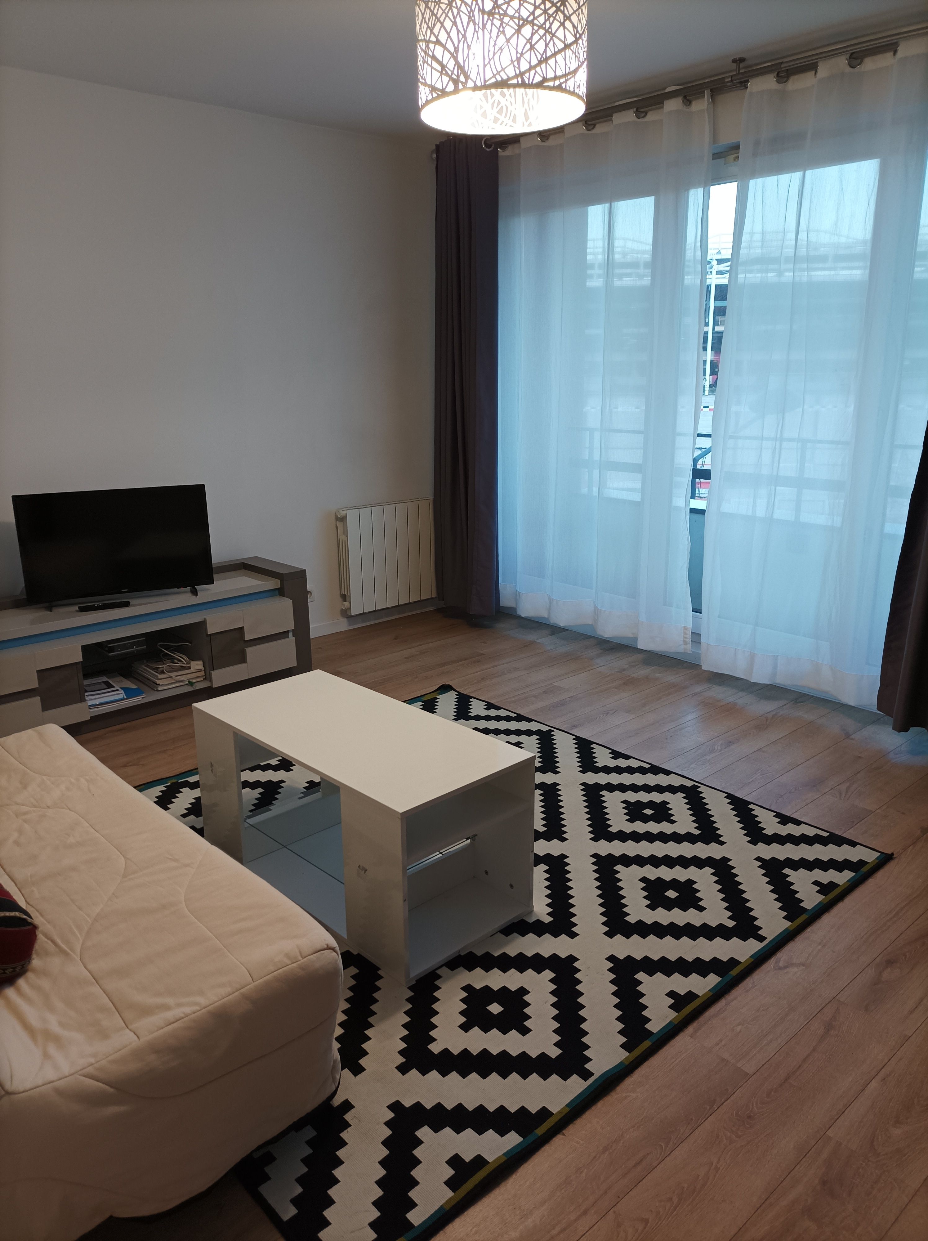 Appartement 1 chambre meublé avec garage, terrasse et ascenseur Saint-Denis (93210) (loyer tout inclus) Saint-Denis