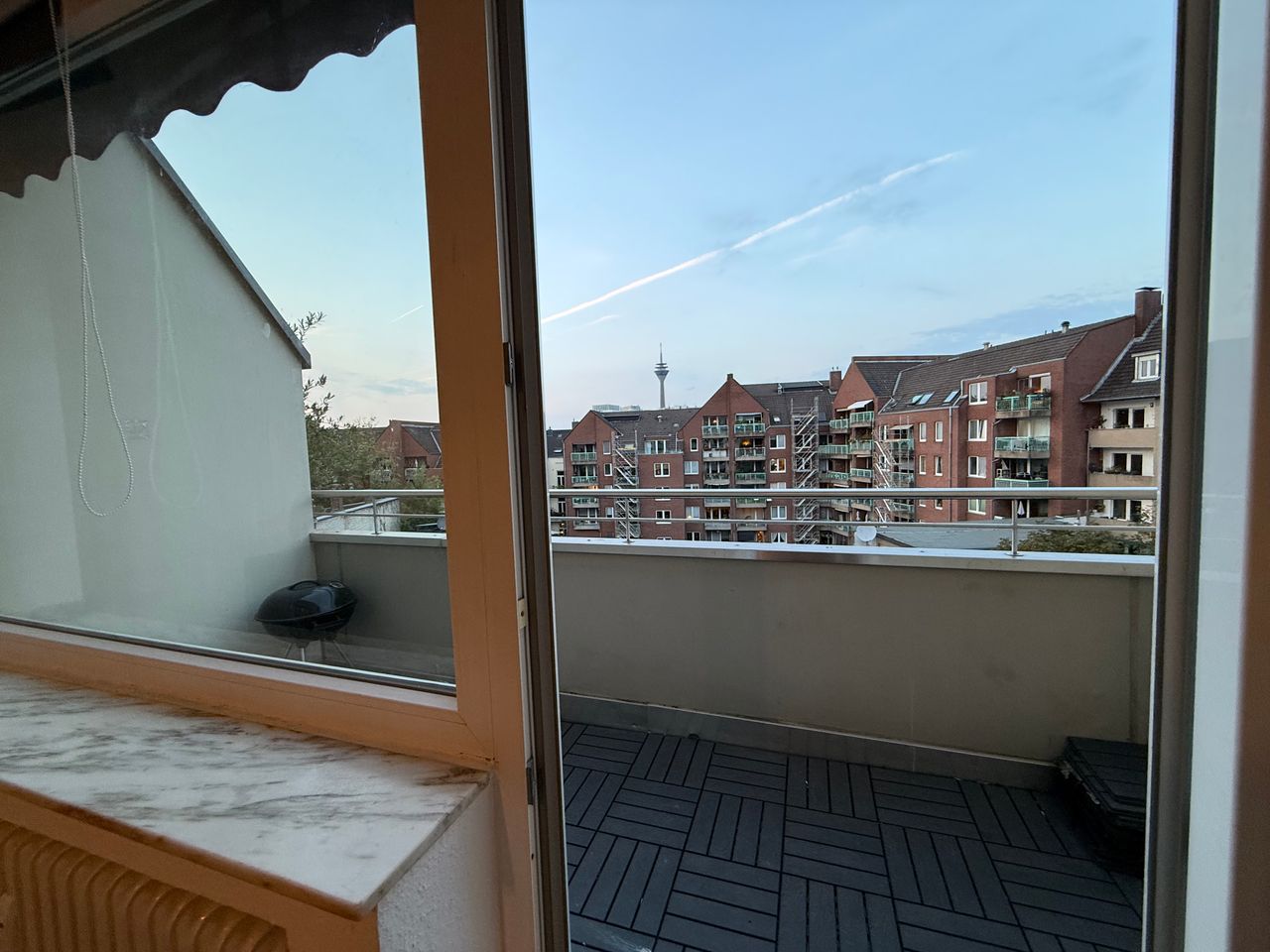 Düsseldorf mit Blick auf den Rheinturm