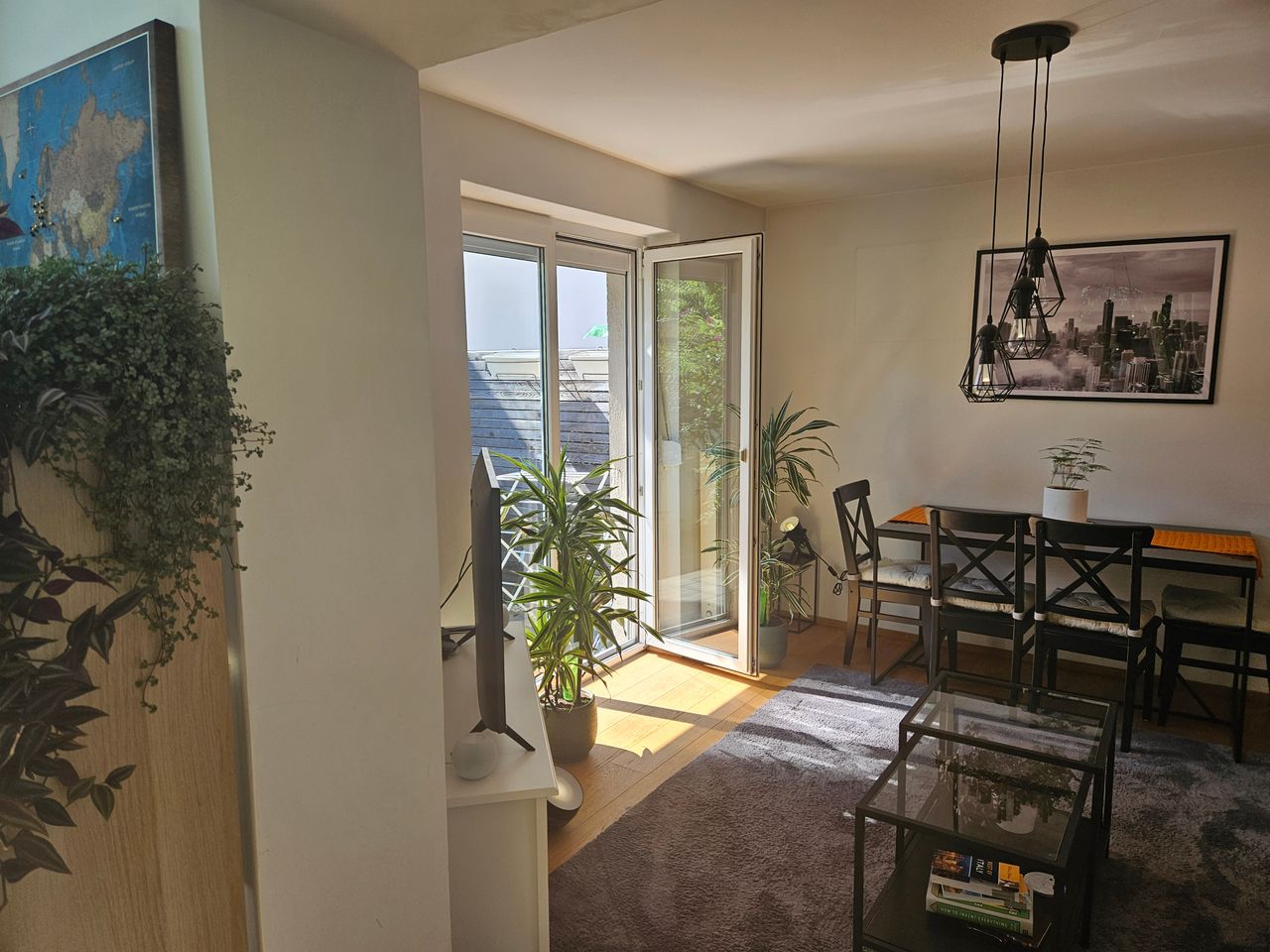 Stylish furnished apartment with terrace, garden & direct S-Bahn access (Untermenzing, S2)