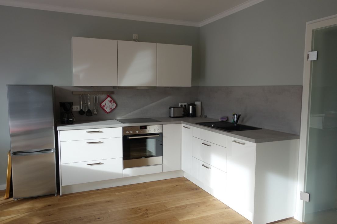 Light-flooded 3-room apartment in Cologne