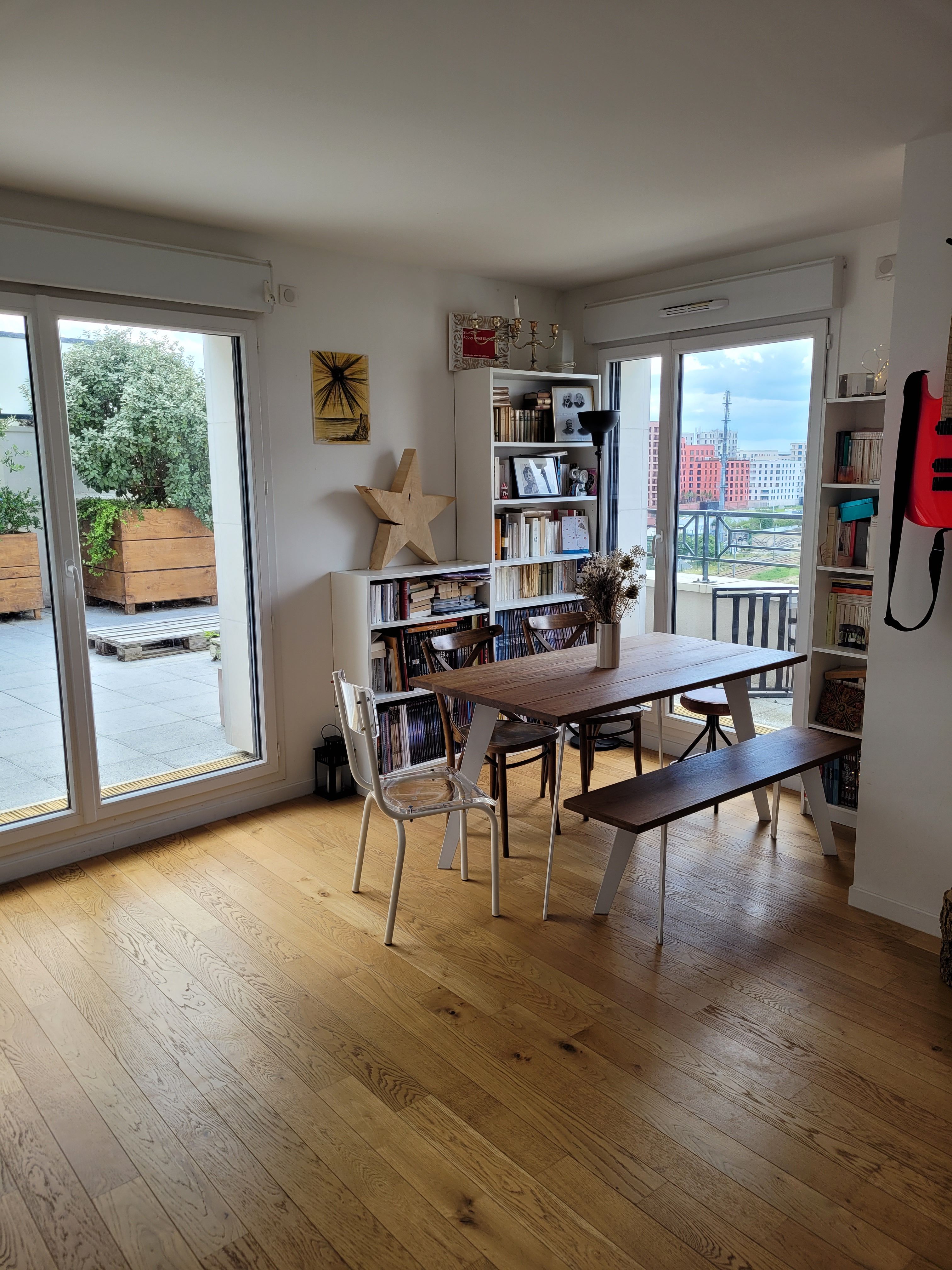 Location Duplex familial lumineux - avec Ascenseur - grandes terrasses végétalisées - vue