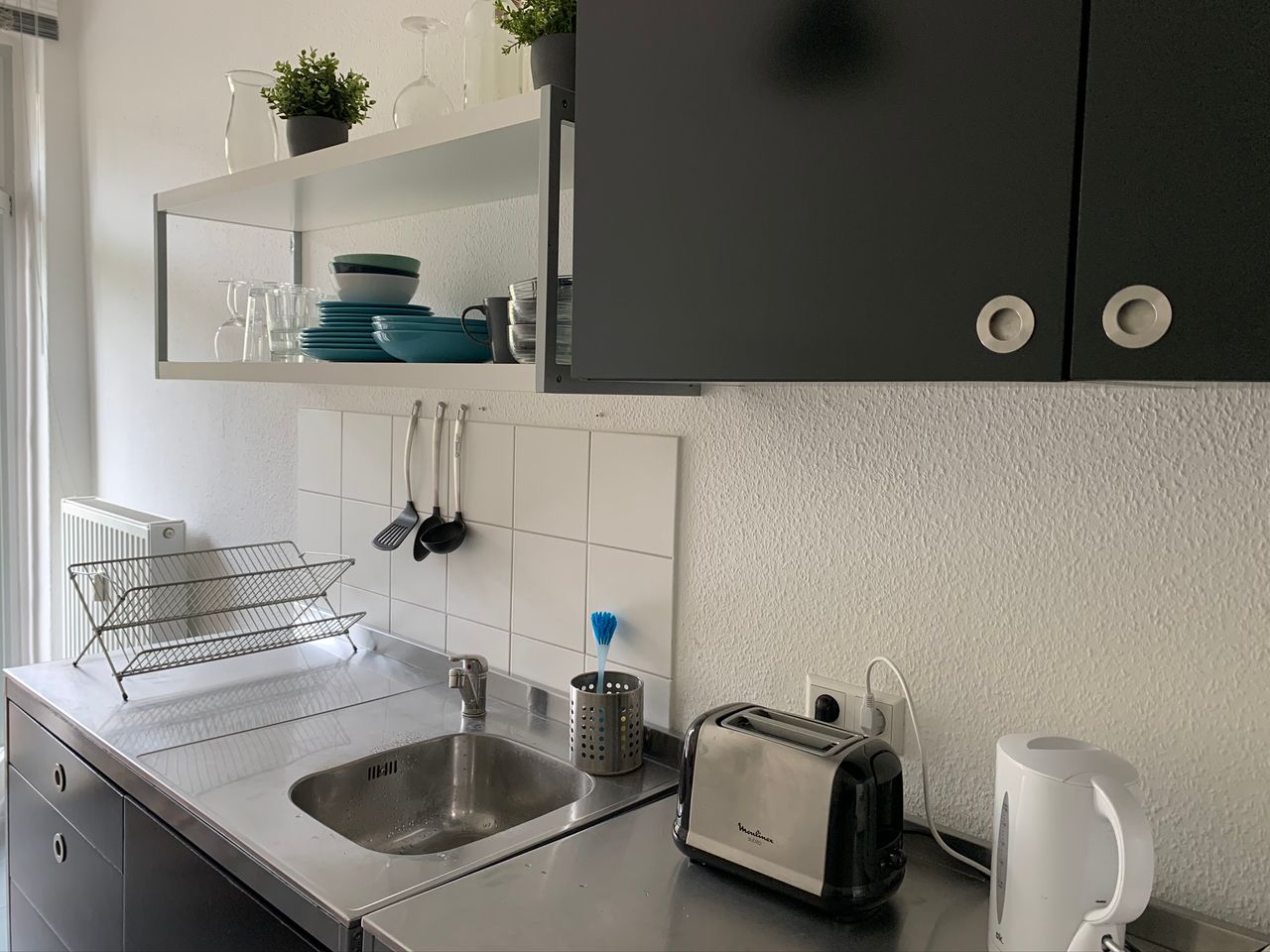 Sunny flat with balcony in central Berlin