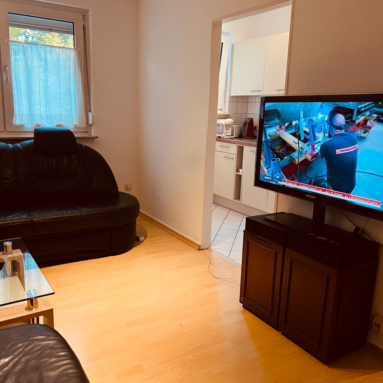 Fully furnished 2-room apartment with balcony in Frankfurt am Main