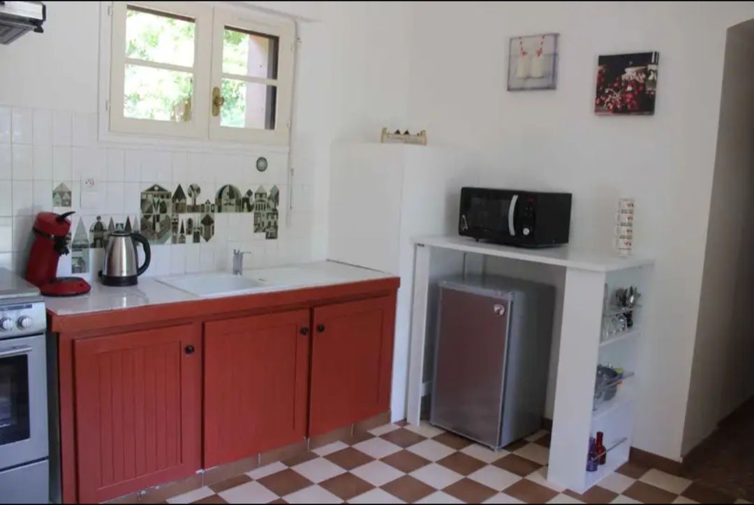Location Gîte meublée au cœur de la nature (loyer tout inclus)