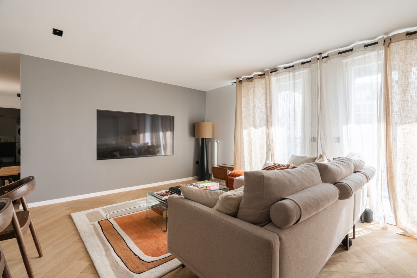 Location Appartement haut standing décoré par architecte – Élégance et confort à deux pas