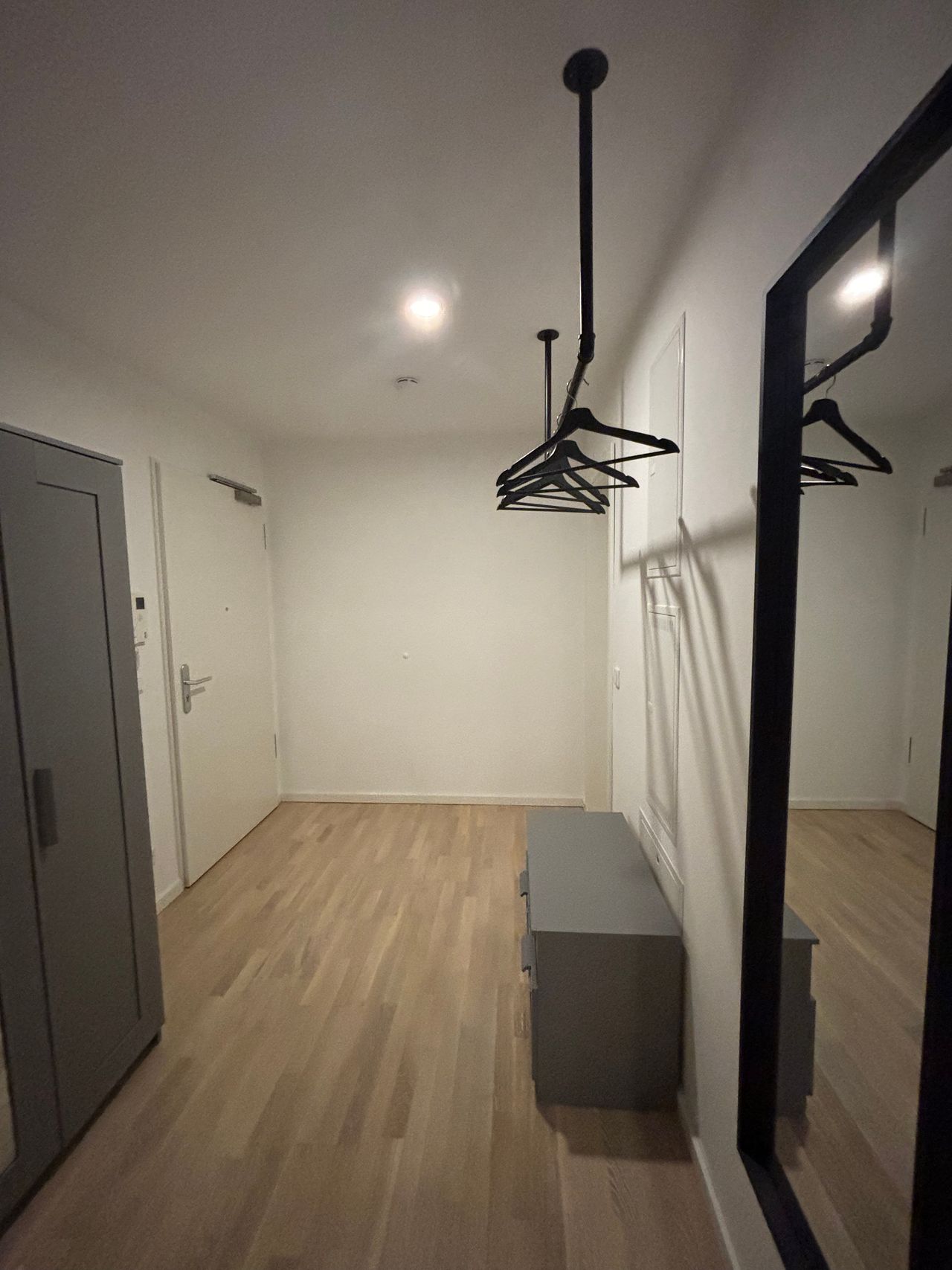 Modern furnished apartment in the heart of the city – temporary sublet