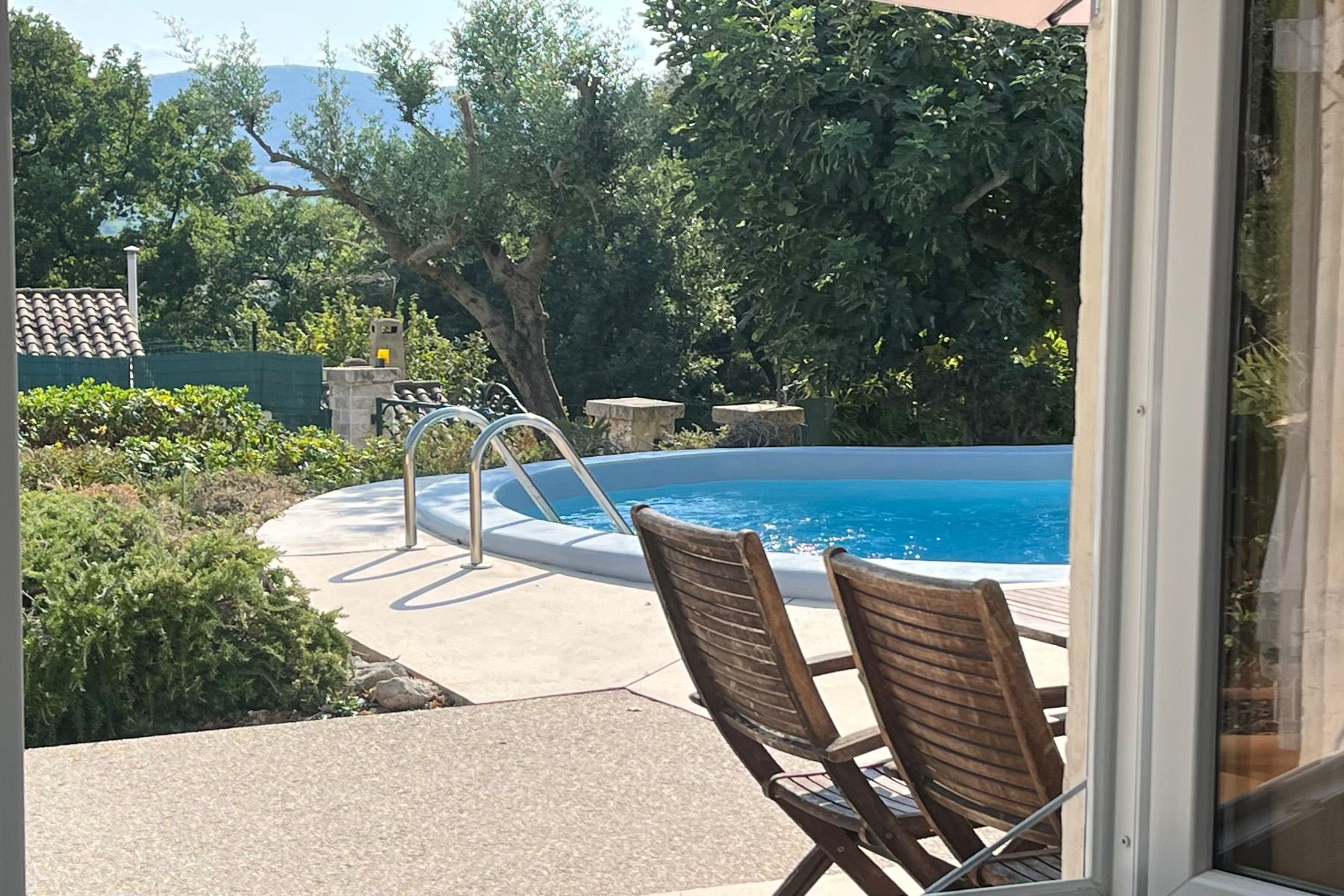Location Furnished studio near ITER – 7-month lease, move-in ready (Villelaure, Provence 