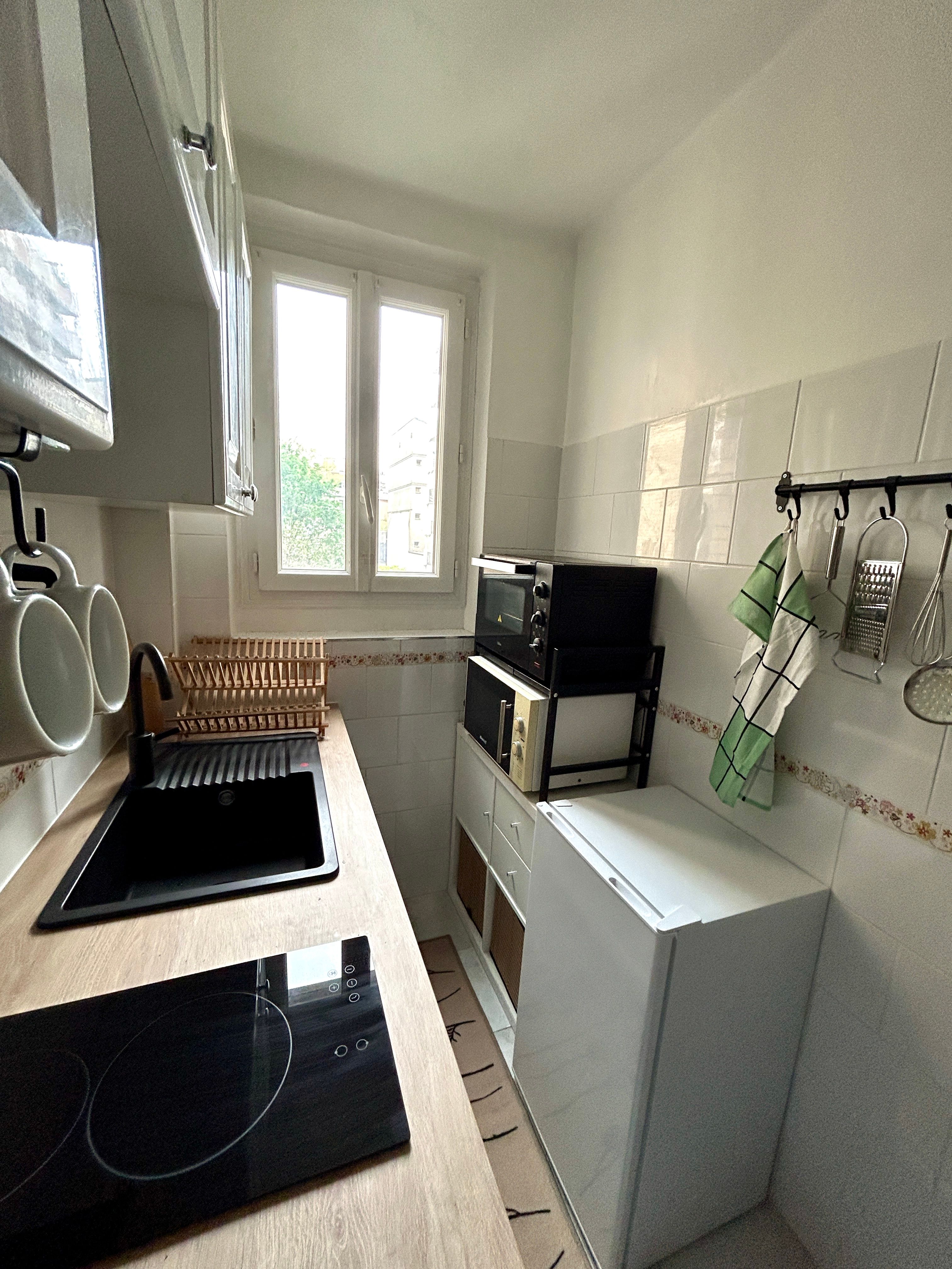 NID DOUILLET MEUBLÉ ET ÉQUIPÉ - Disponible à partir du 1er Août (loyer tout inclus) Paris